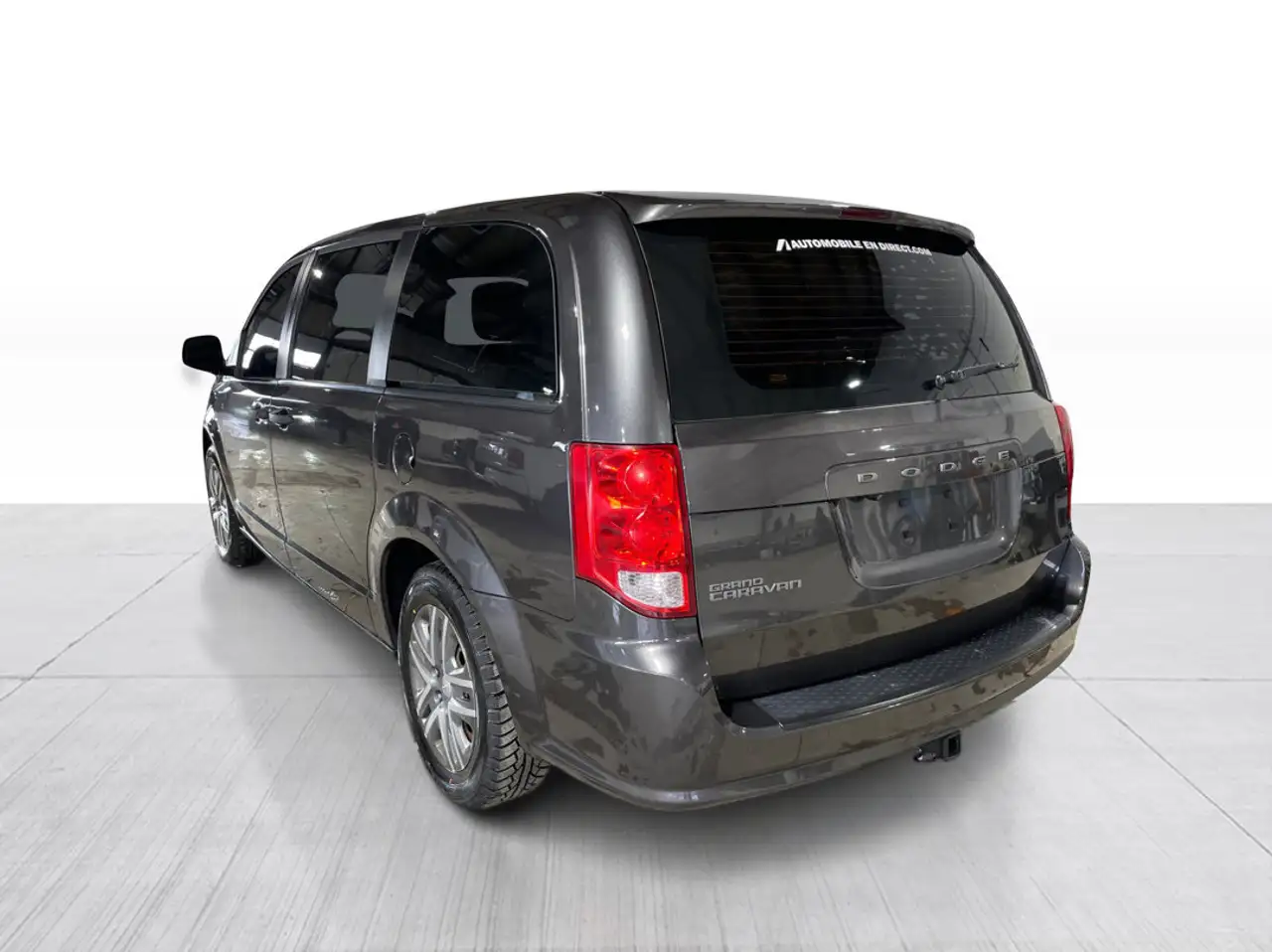Dodge Grand Caravan снимка Dodge Grand Caravan