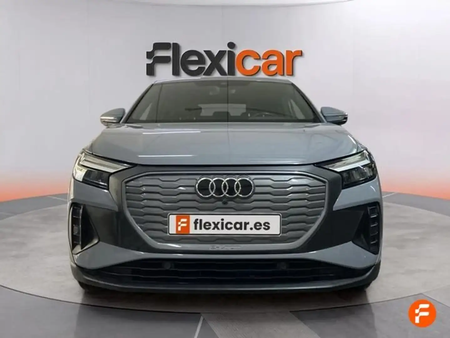 Audi Q4 e-tron 3 Advanced 35 etron 55kWh Gris - 2