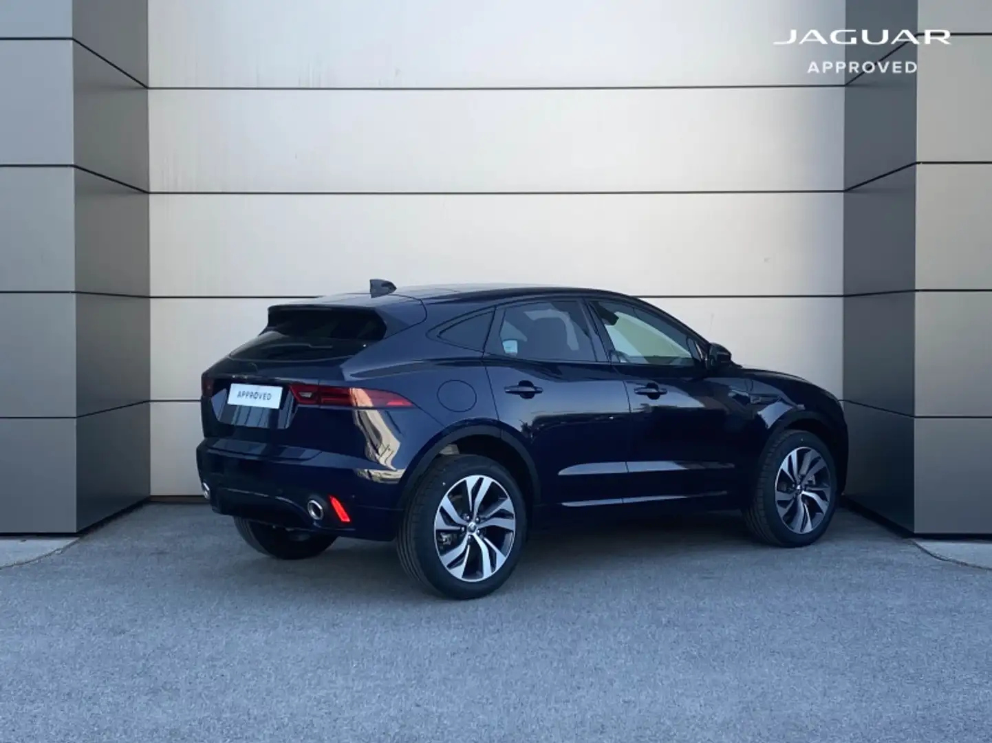 Jaguar E-Pace P200 FlexFuel MHEV 200ch R-Dynamic SE Niebieski - 2