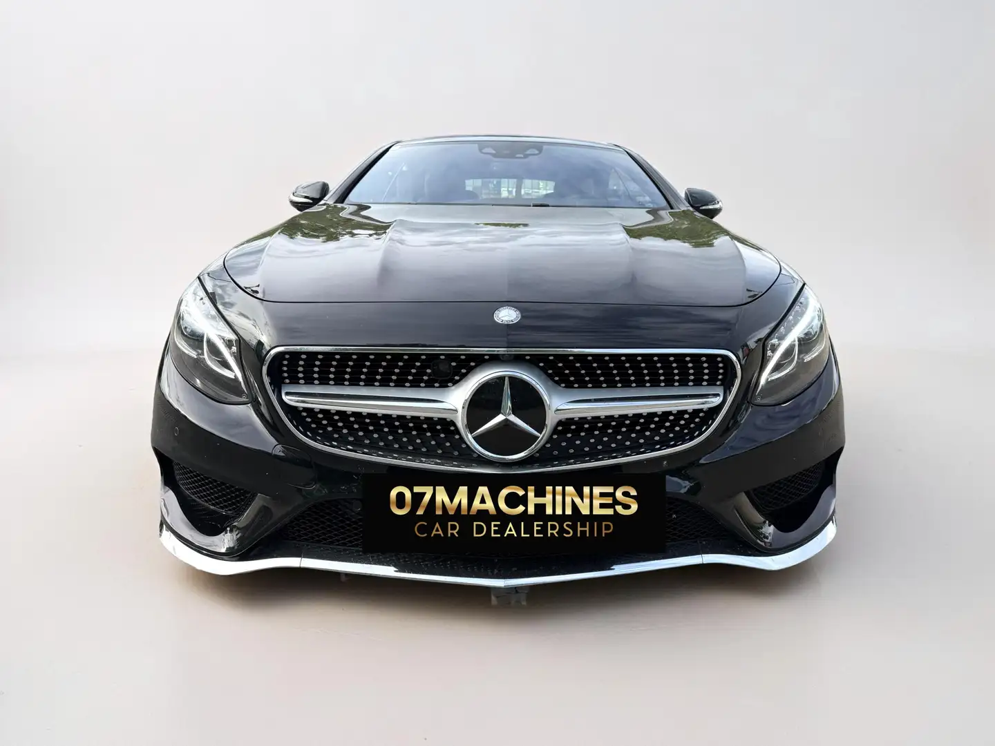 Mercedes-Benz S 500 S 500 4Matic AMG Line Schwarz - 2