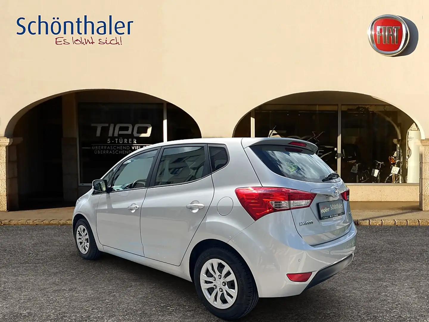 Hyundai iX20 1,4 CRDi ISG Comfort Silber - 2