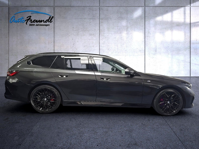 BMW 540 d xDrive M Sport Pro *20 Zoll*Pano*Iconic* — photo 4