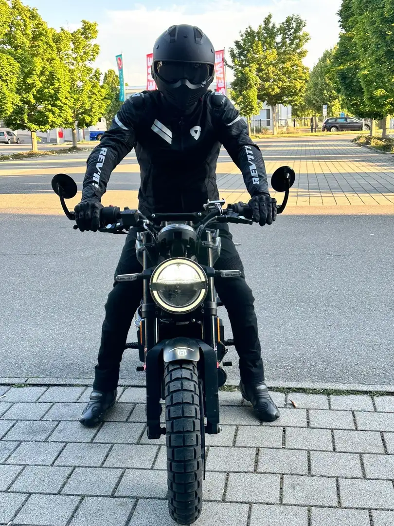 Husqvarna Svartpilen Czarny - 1
