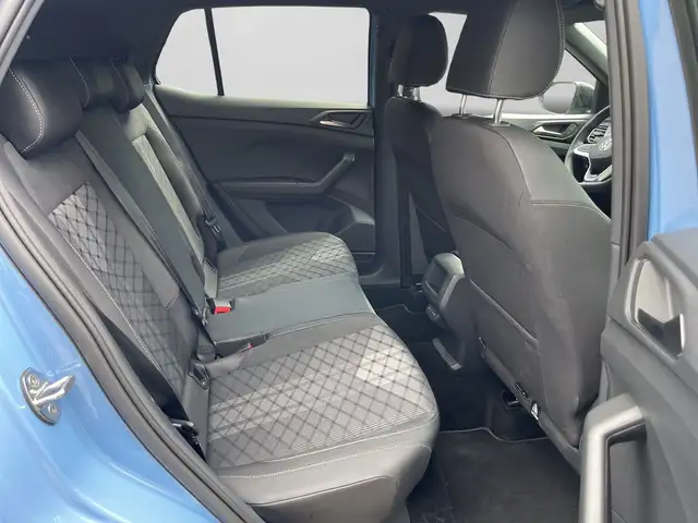 Volkswagen T-Cross view 6