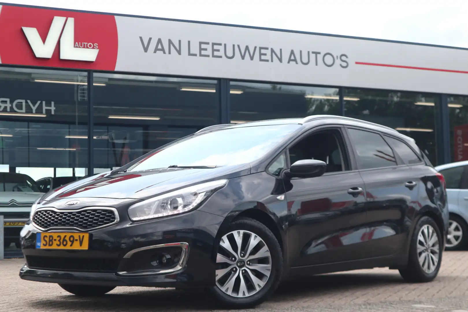 Kia Ceed SW / cee'd SW Sportswagon 1.0 T-GDi ComfortPlusLine Navigator | Negro - 1
