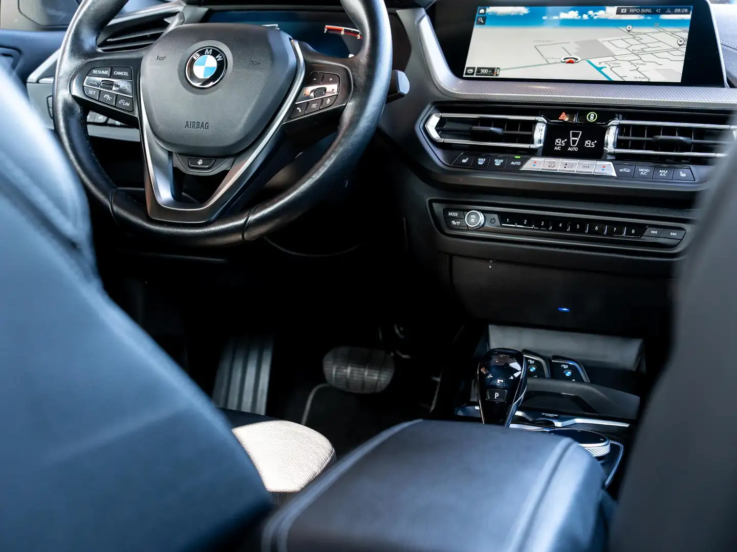 BMW 218 2-serie Gran Coupé 218i Business Edition Plus | Sc Grijs - 2