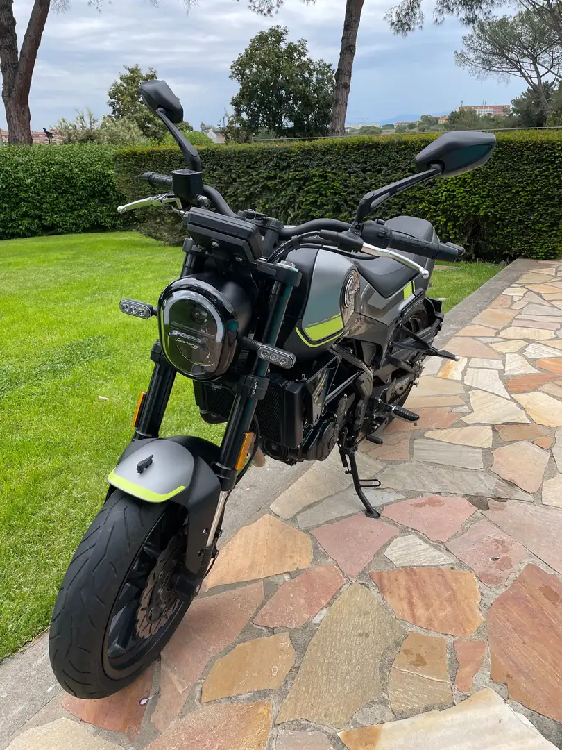 Benelli Leoncino 250 Rosso - 2