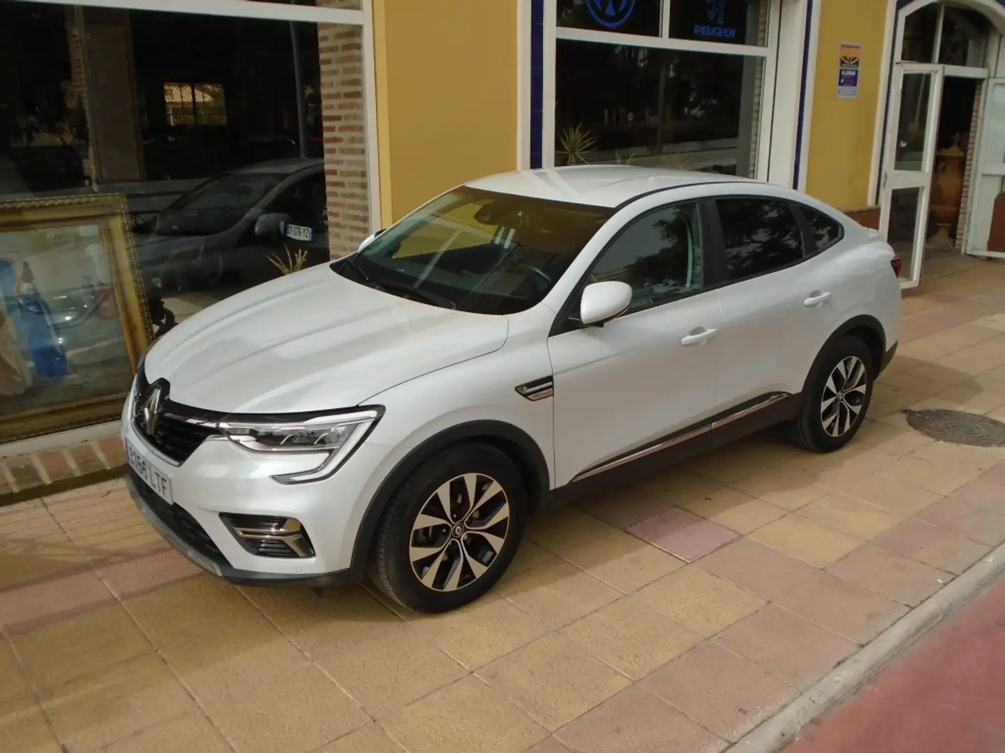 Renault Arkana 1.6 E-Tech Intens 105kW Blanco - 1