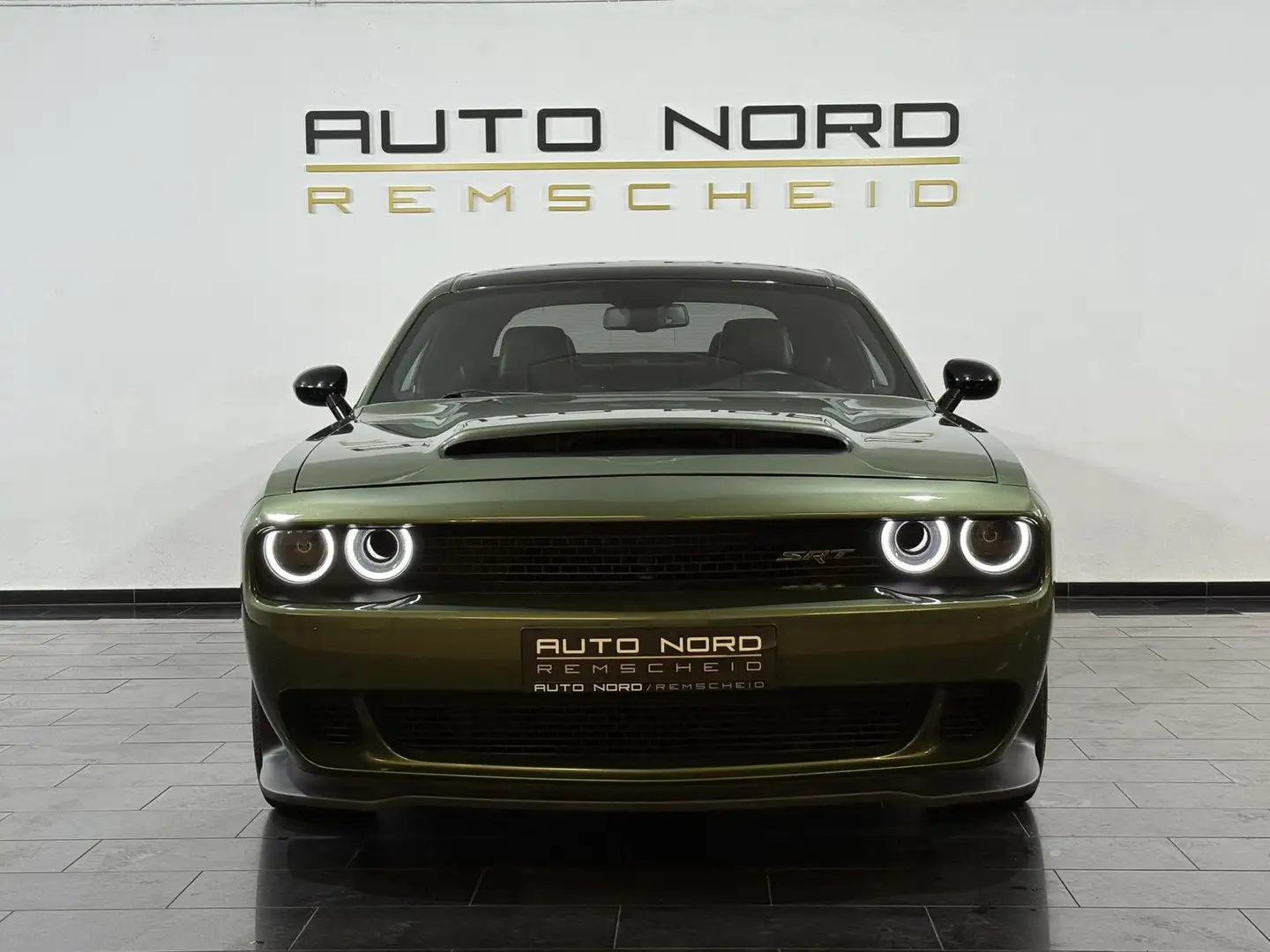 Dodge Challenger 6.4 Hemi*Kamera*Navi*Alpine*Brembo* Grün - 2