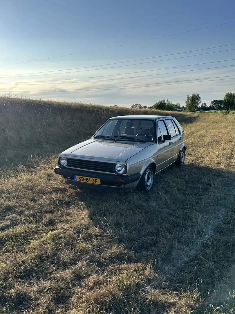 Volkswagen Golf CL - 2