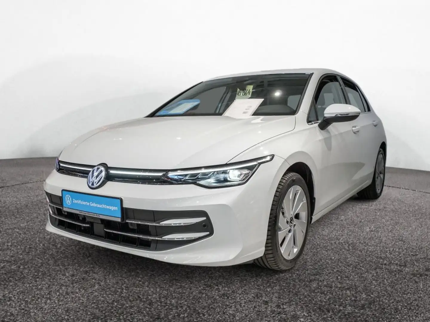 Volkswagen Golf VIII 1.5 eTSI DSG Style Navi R-Kam PDC SHZ Weiß - 2