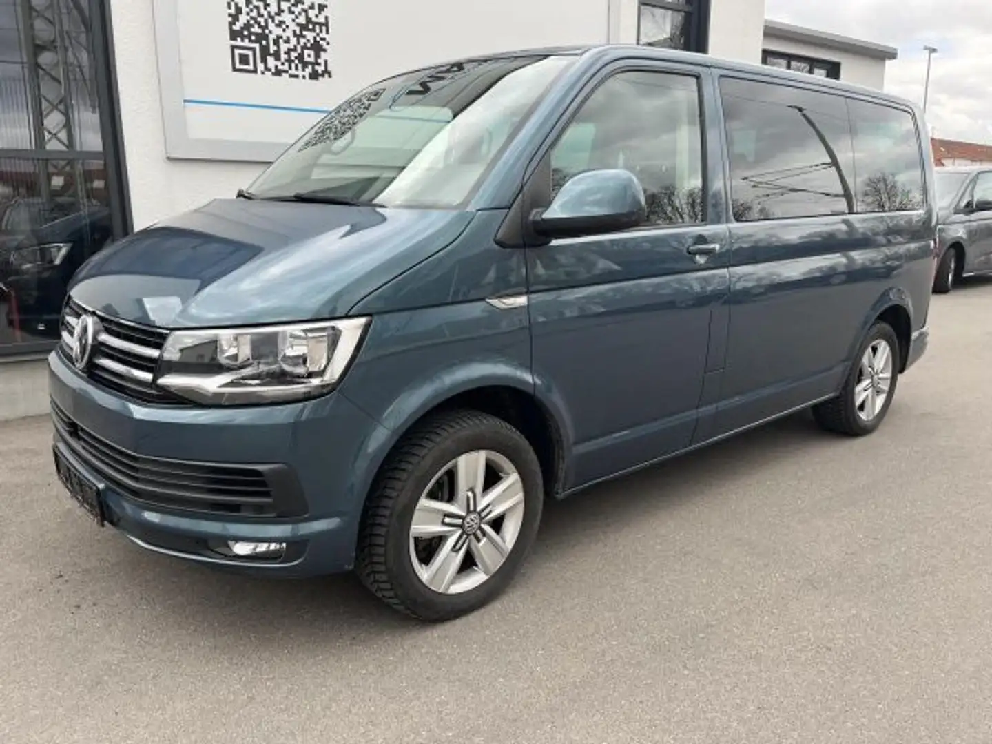 Volkswagen T6 Multivan Comfortline 4Motion Standheizung Sperr Verde - 2
