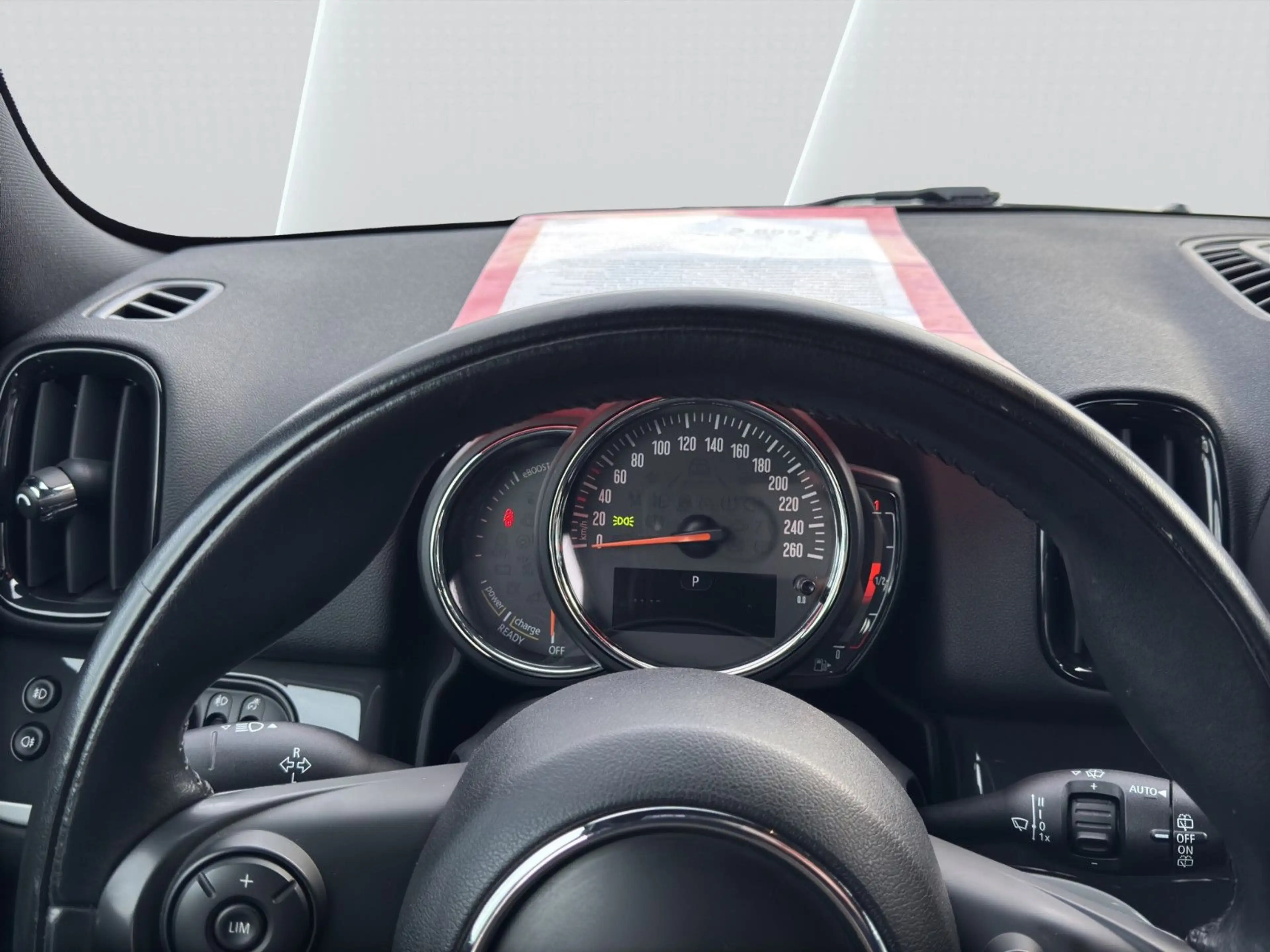 MINI Cooper SE Countryman ALL4 Plug in Hybrid — photo 13
