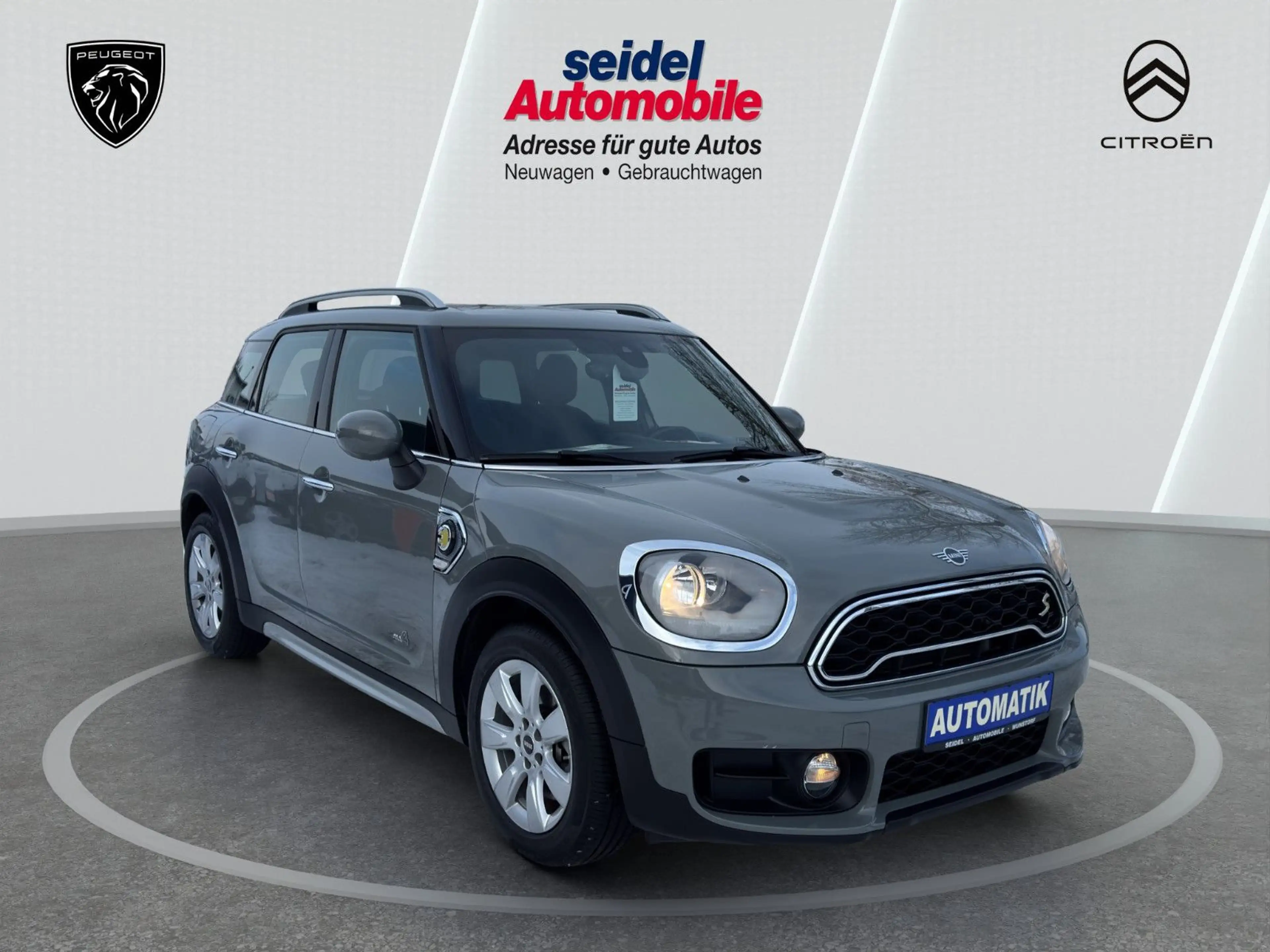 MINI Cooper SE Countryman ALL4 Plug in Hybrid — photo 7