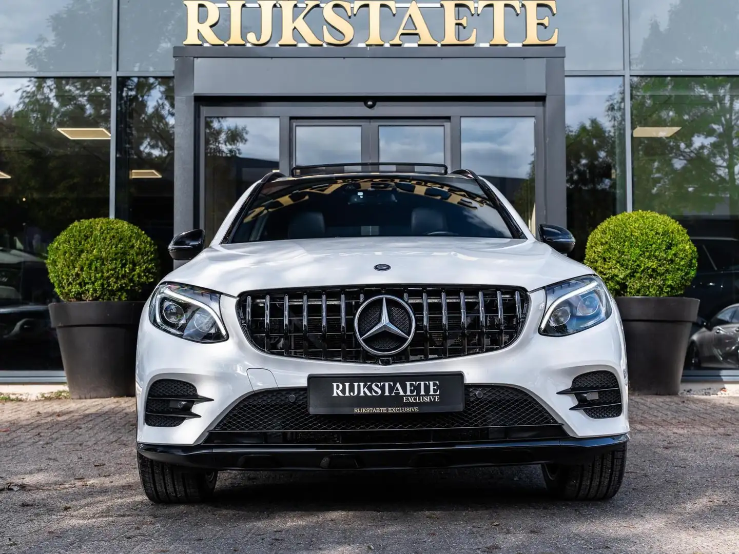 Mercedes-Benz GLC 43 AMG 4MATIC|PANO|MEMORY|BURMESTER|20'' Wit - 2