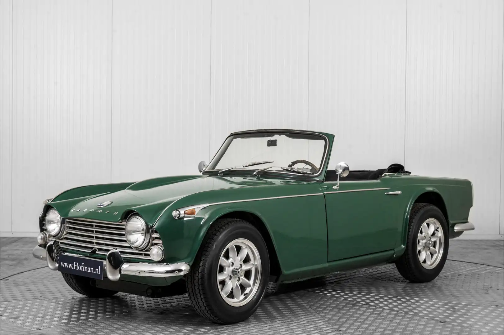 Triumph TR4 Verde - 1