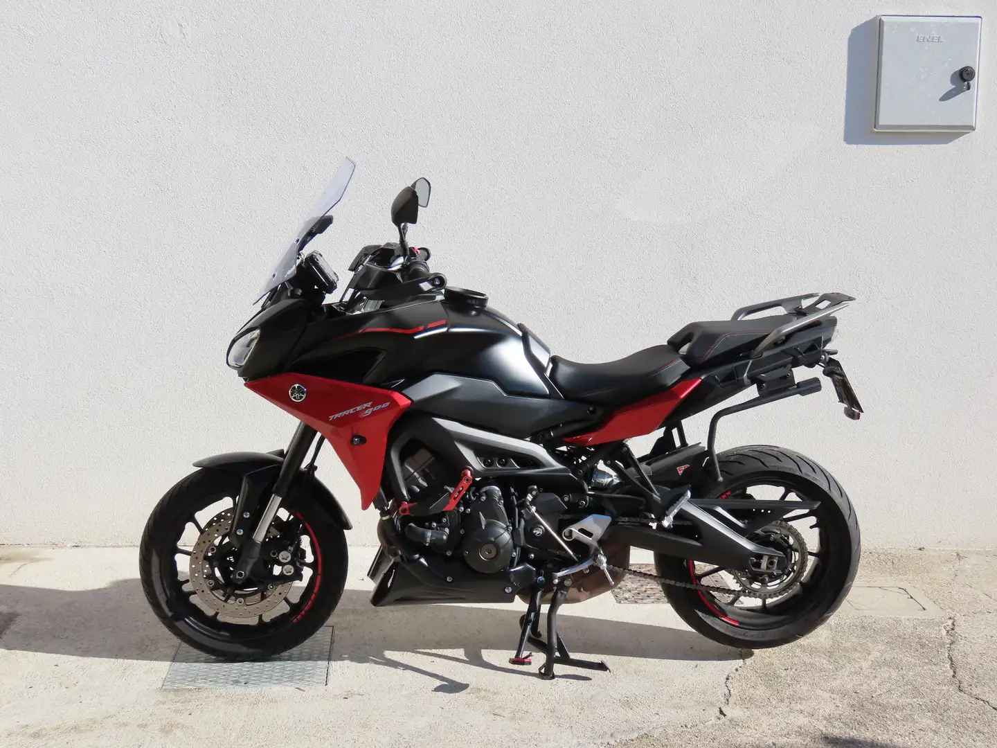 Yamaha Tracer 900 ABS Schwarz - 1
