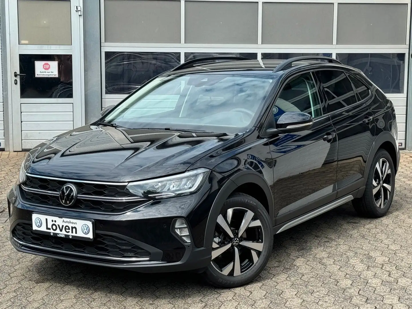 Volkswagen Taigo 1.0 TSI Life|ACC|App-Con|Kamera|17LM|SHZ Zwart - 1