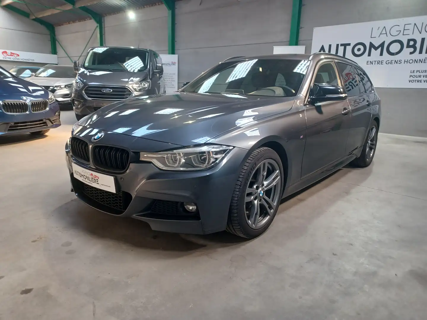 BMW 318 Touring D Business Edition PACK M int/ext Gris - 1