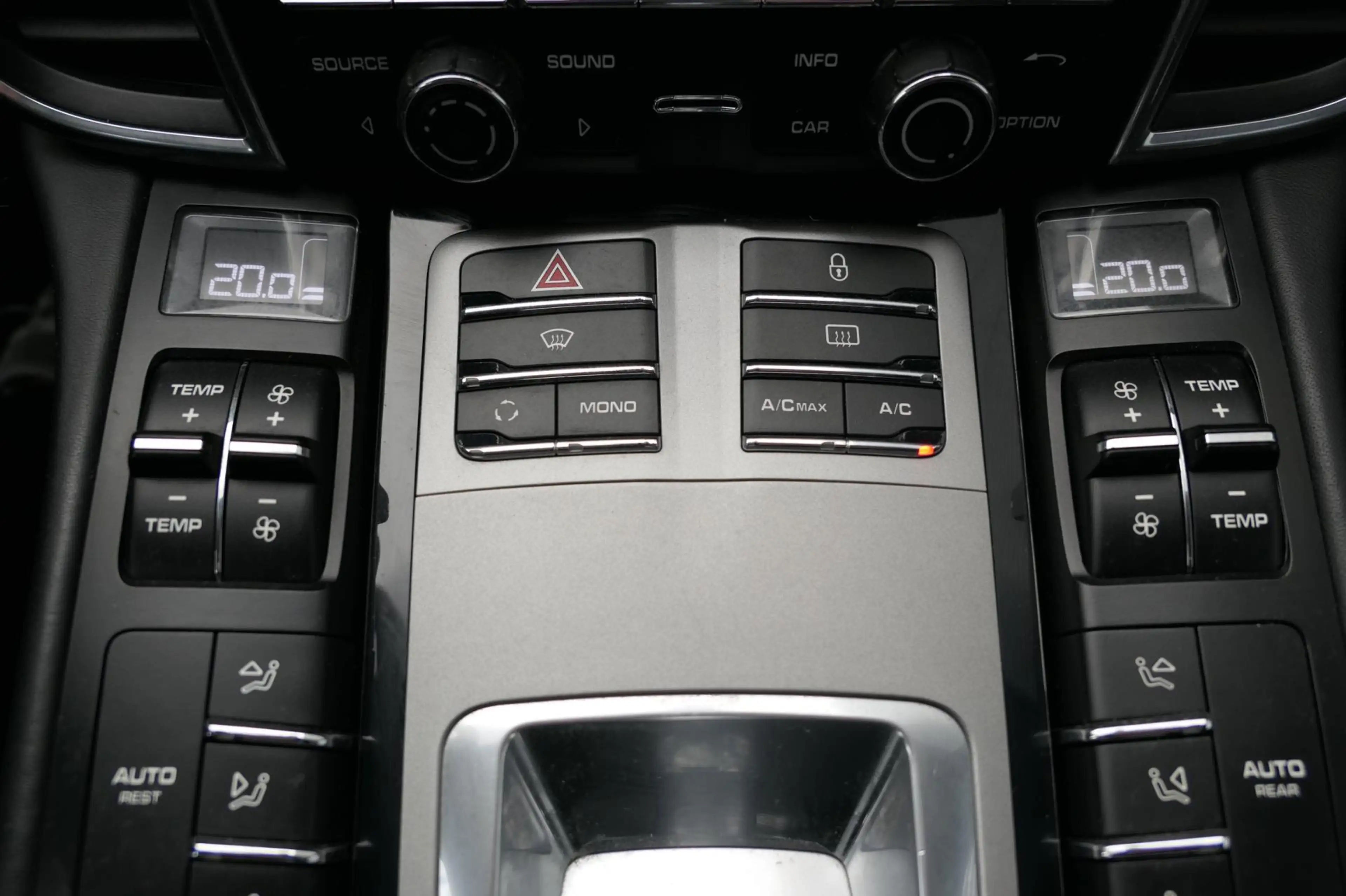 Porsche Panamera 4.8 GTS Sportchrono Sportuitlaat Burmester Standka — photo 14