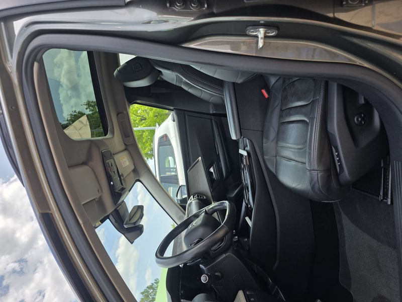 Citroen C5 X Hybrid 225 Start&Stopp e-EAT8 SHINE PACK — photo 8