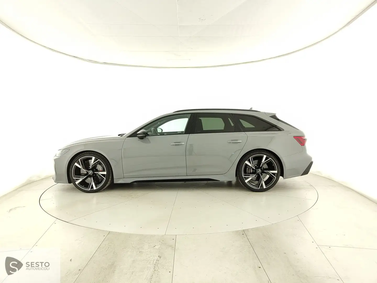 Audi RS6 V 2018 Avant RS6 Avant 4.0 mhev quattro tiptronic Grigio - 2