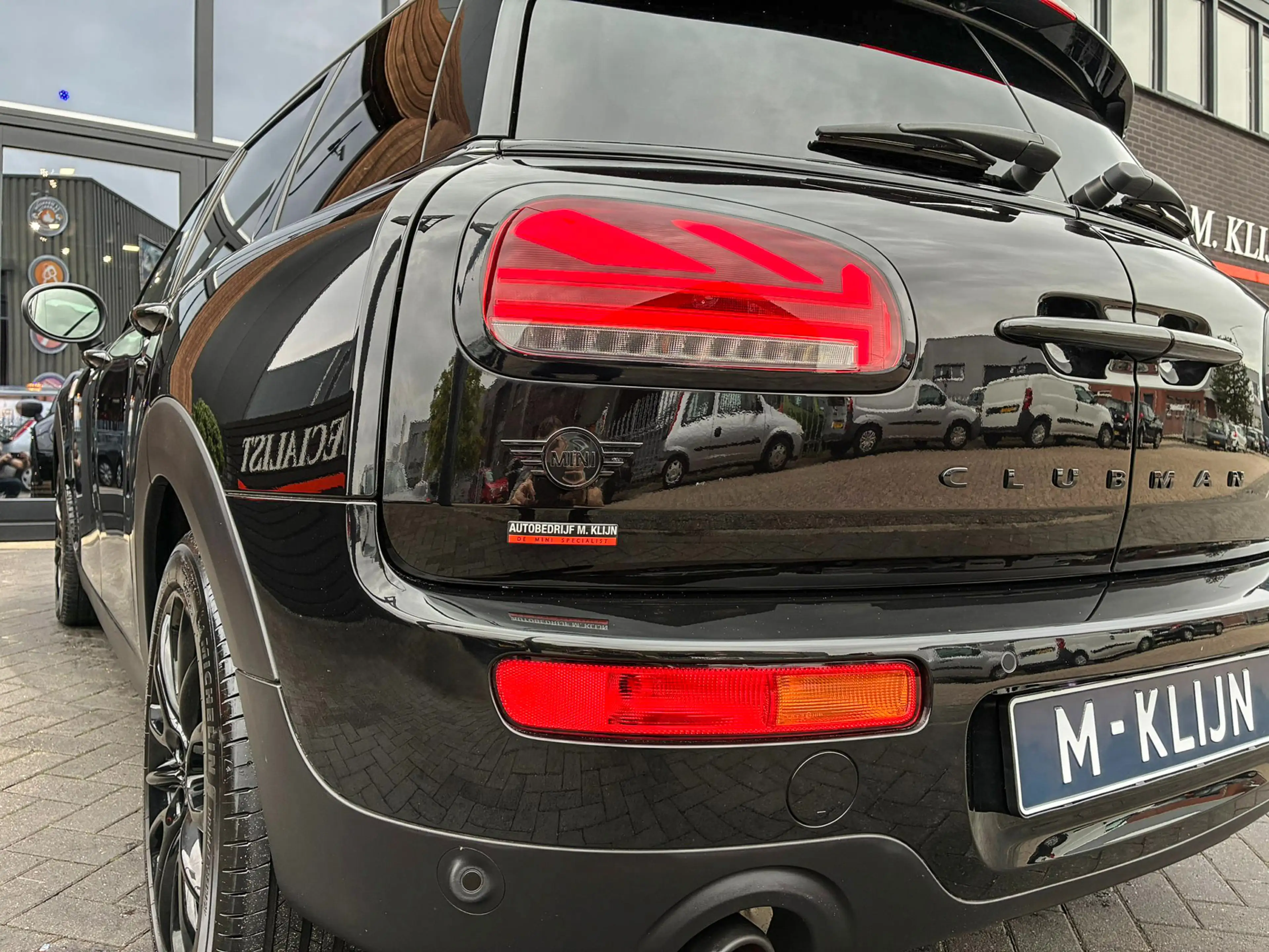 MINI Cooper Clubman 1.5 Blackline aut 136pk/Pano/Led/Hk/Navi/NL auto — photo 13