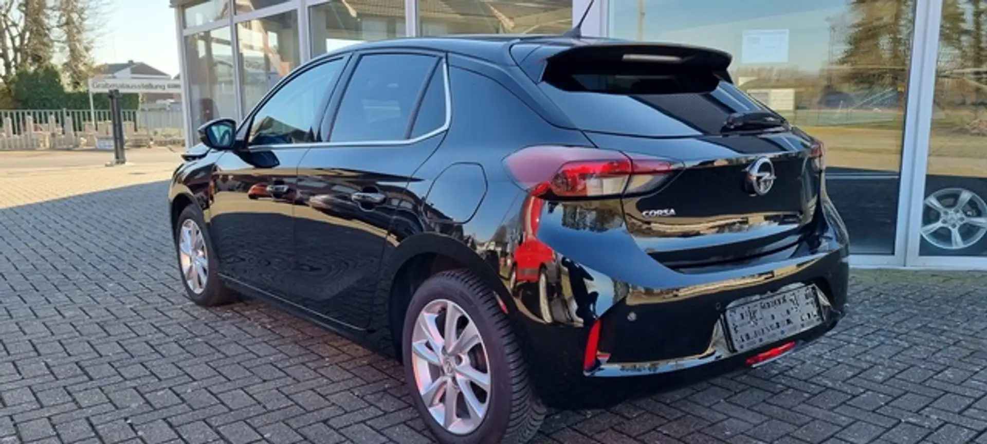 Opel Corsa F Elegance Schwarz - 2