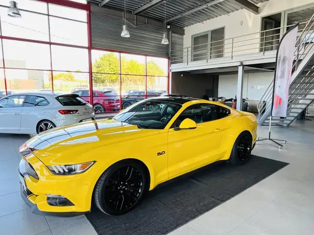 Ford Mustang FASTBACK 5,0 V8 421 GT GPS CAMERA REGULATEUR KEYLESS ECHAPPEMENT NAP A CLAPETS APPLE CARPLAY