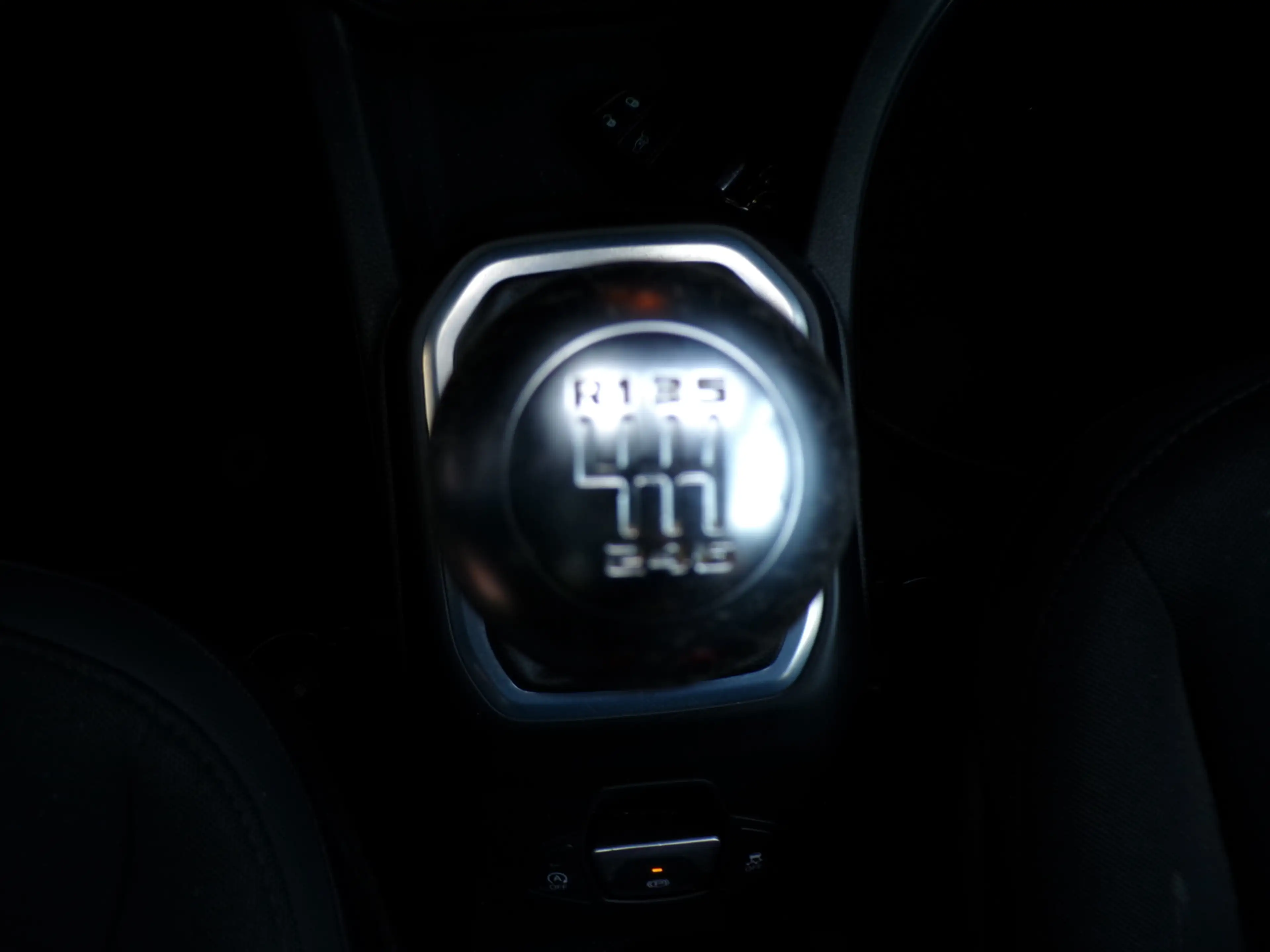 Jeep Renegade 1.0T Limited Black NANO GREY ,VELE EXTRA'S! — photo 14
