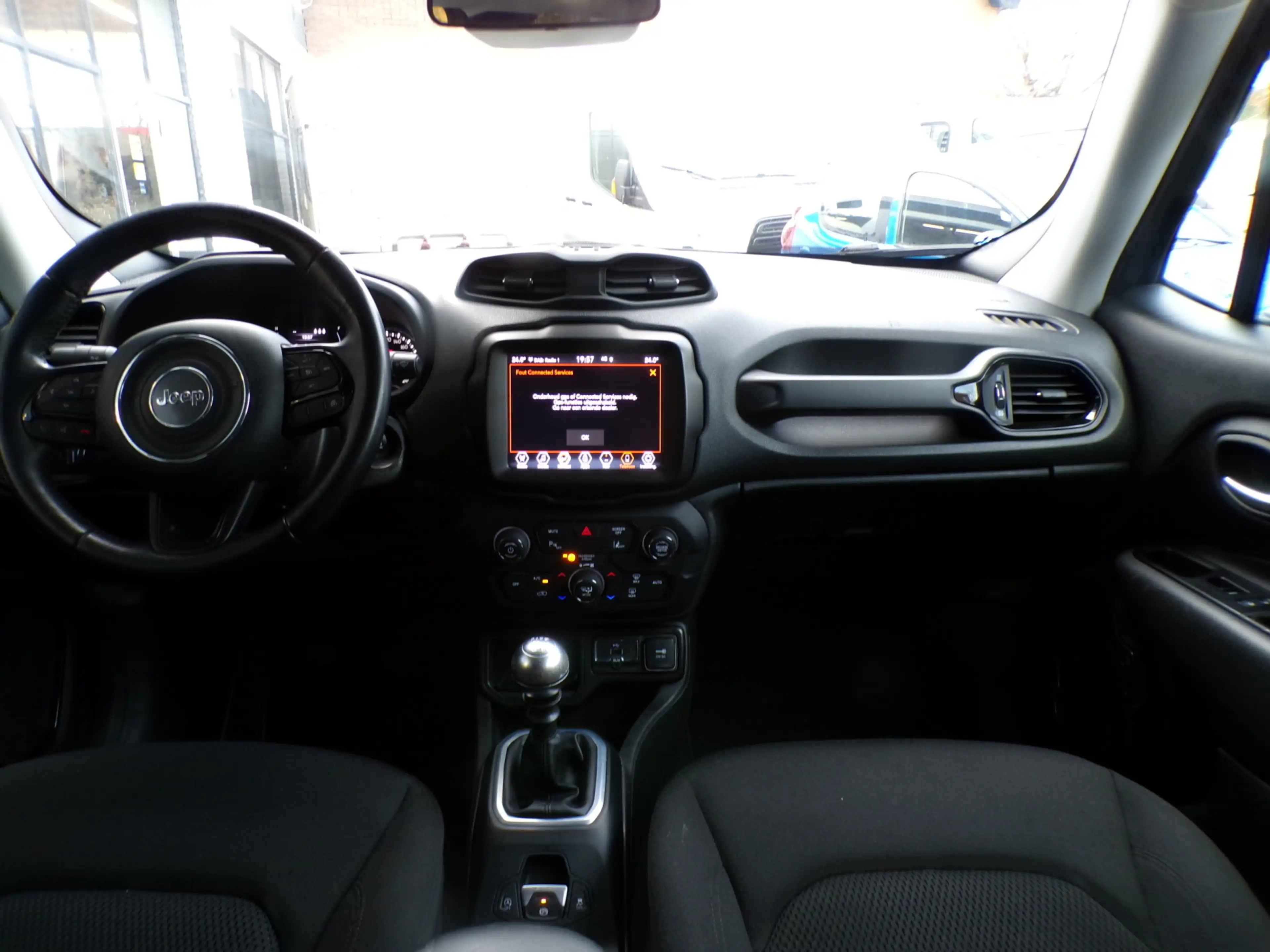 Jeep Renegade 1.0T Limited Black NANO GREY ,VELE EXTRA'S! — photo 6