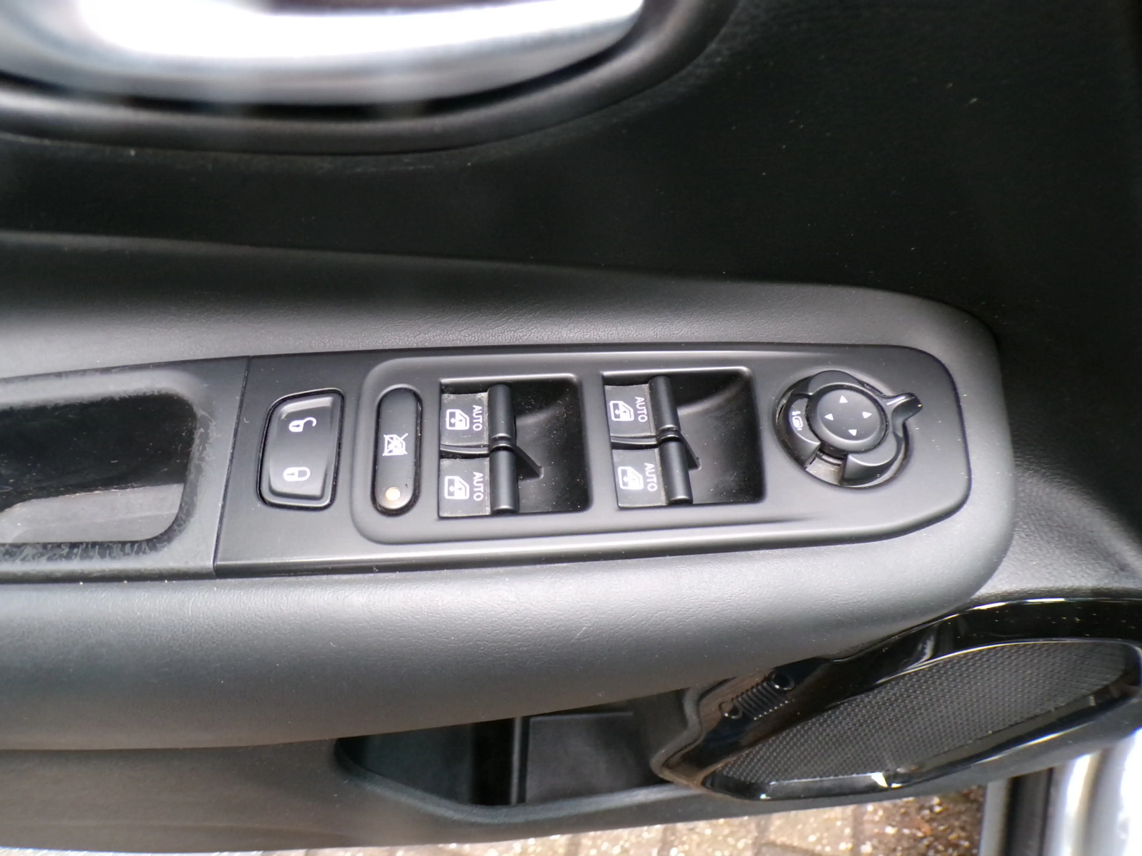 Jeep Renegade 1.0T Limited Black NANO GREY ,VELE EXTRA'S! — photo 12