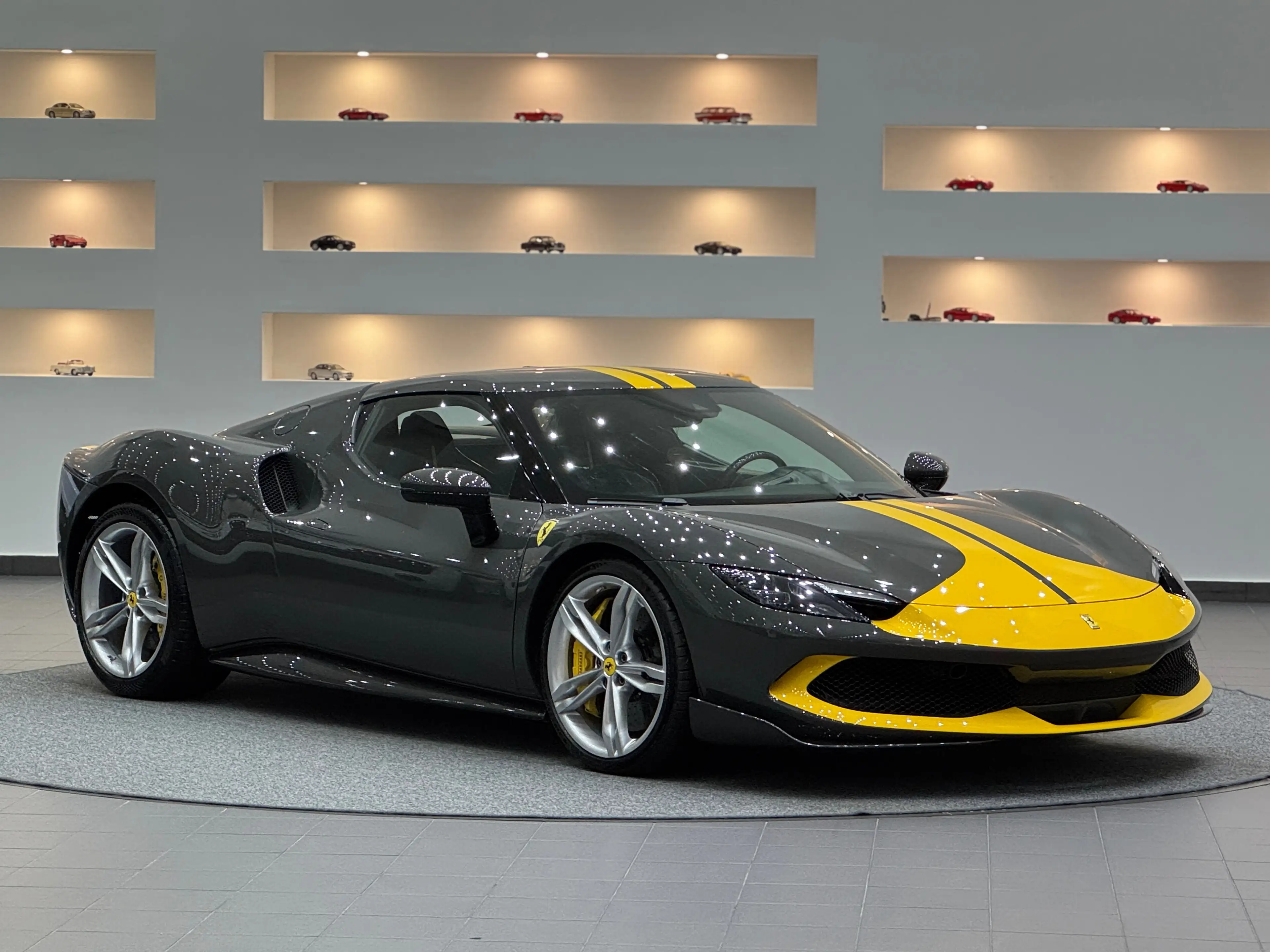 Ferrari 296 GTB ASSETTO FIORANO VOLL CARBON *Garantie*1Besitz* — photo 6