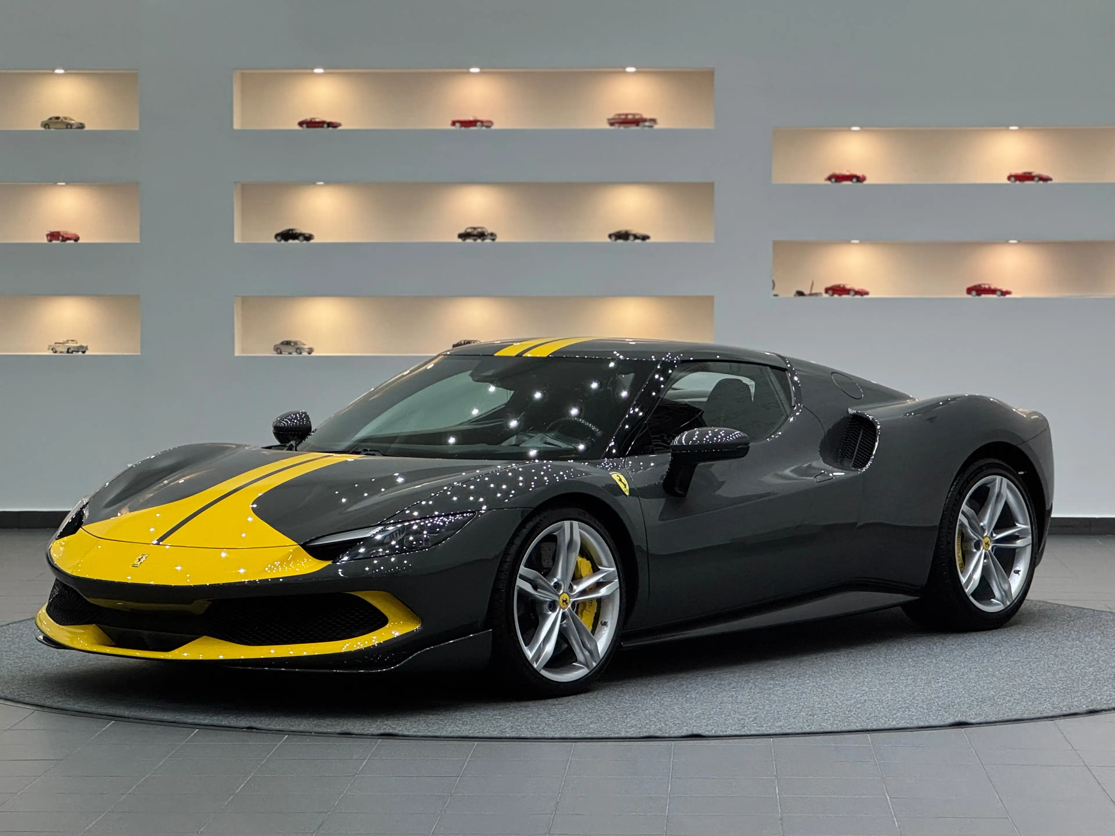 Ferrari 296 GTB ASSETTO FIORANO VOLL CARBON *Garantie*1Besitz*