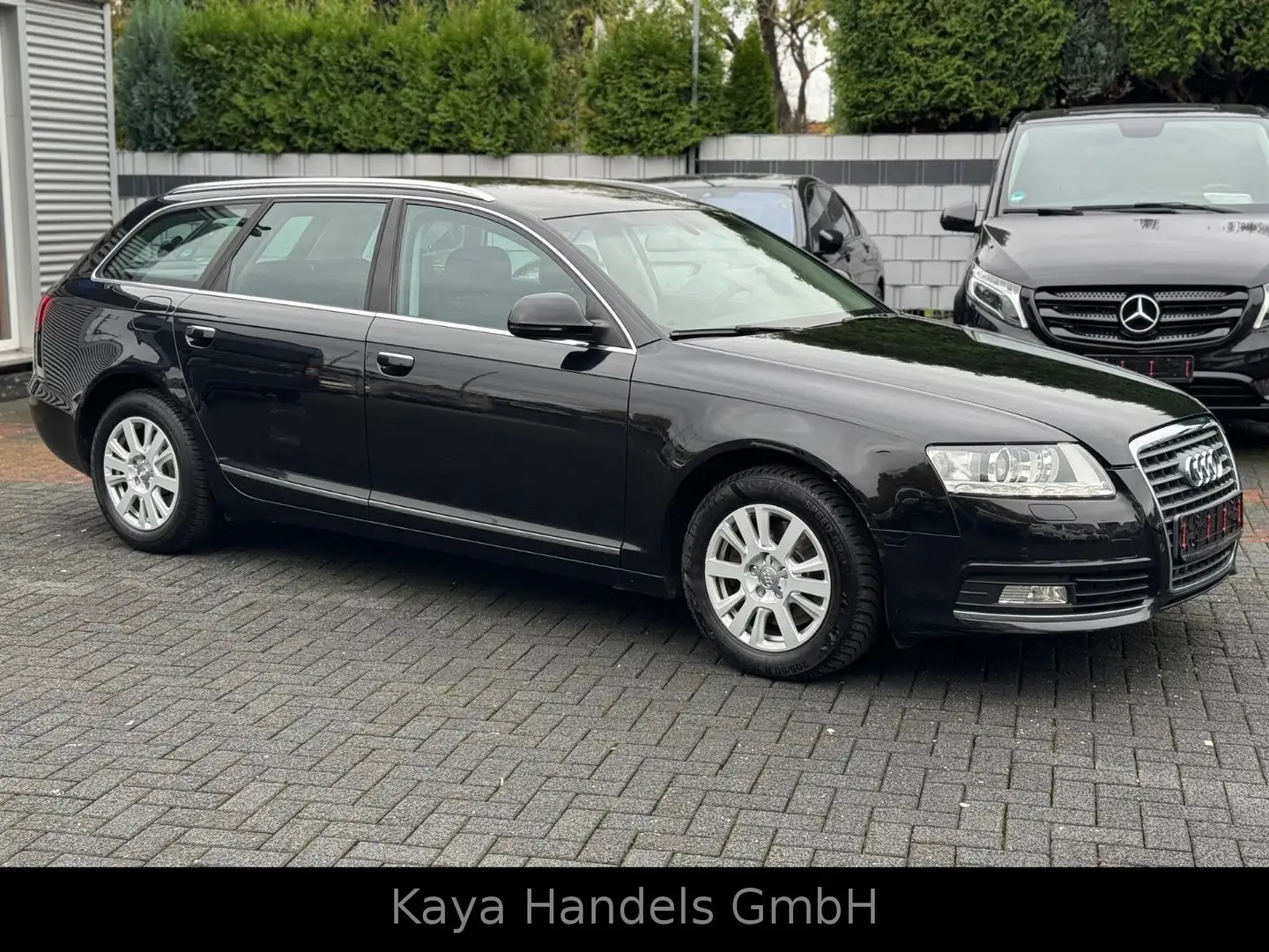 Audi A6 Avant 2.0 TDI Navi+Autom.Technick TOP Schwarz - 1