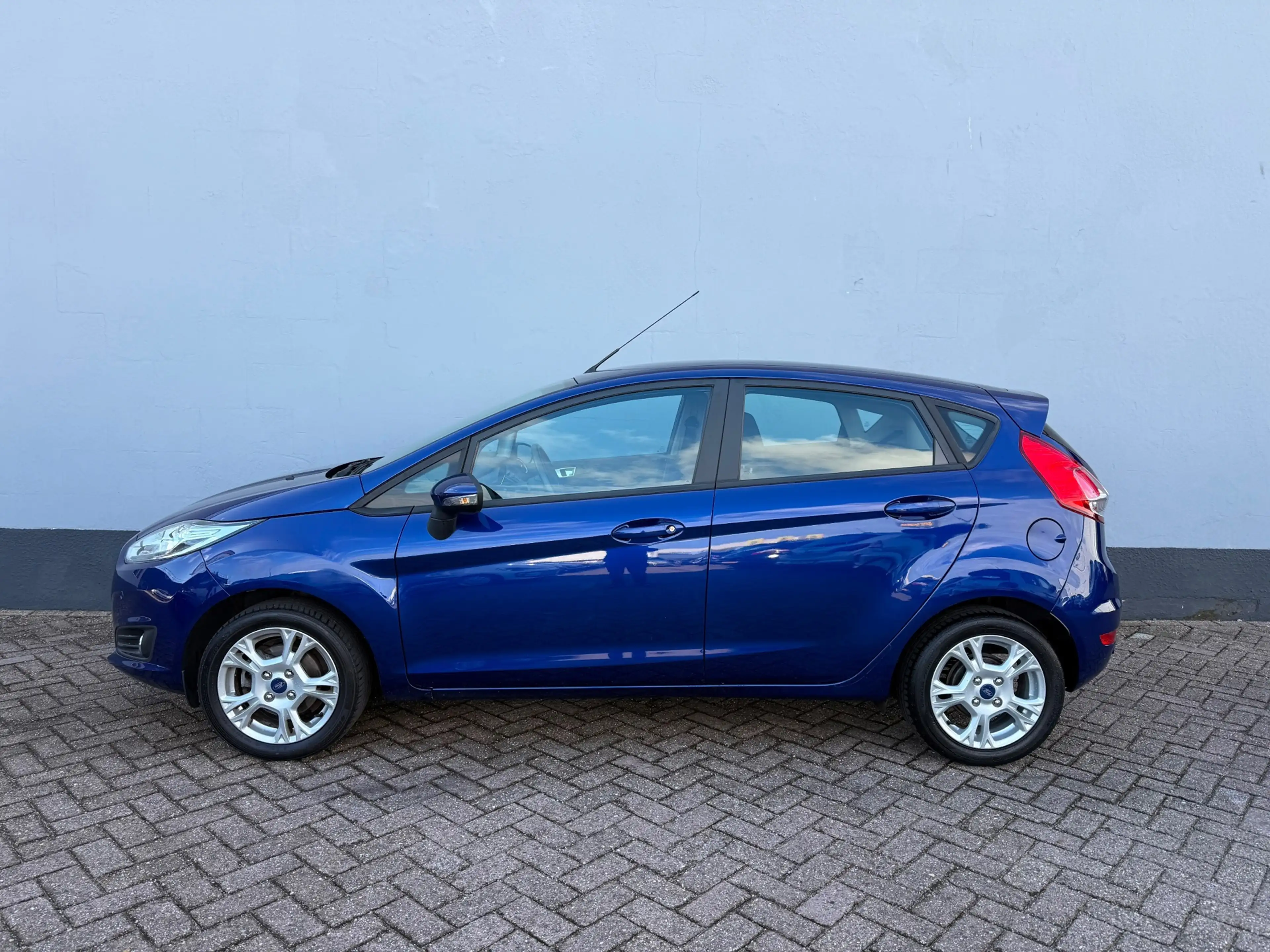 Ford Fiesta 1.0 Style Ultimate 5-Deurs - Airco — photo 2