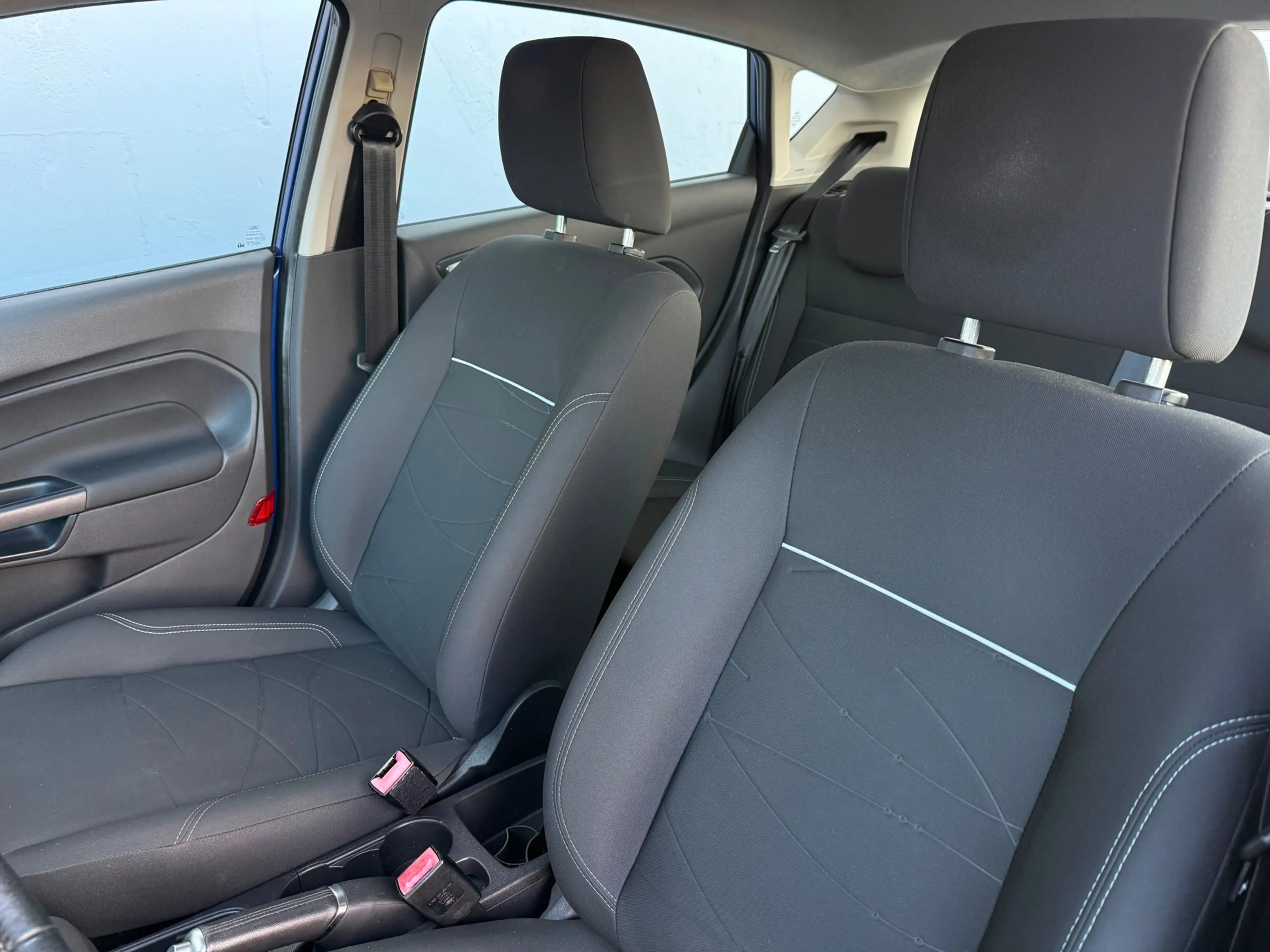 Ford Fiesta 1.0 Style Ultimate 5-Deurs - Airco — photo 7