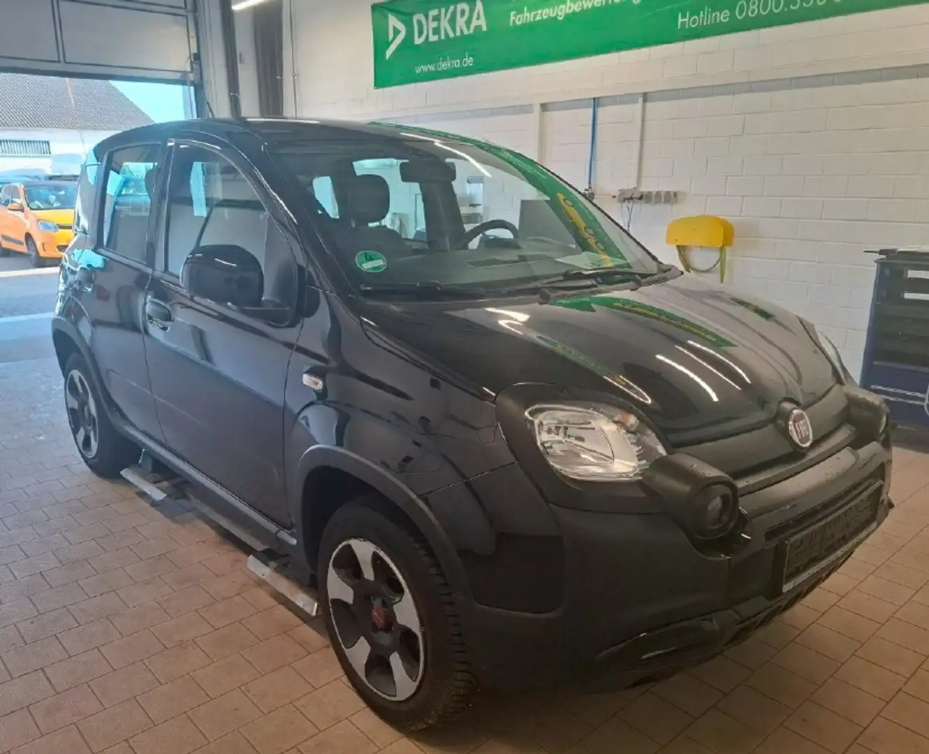 Fiat Panda 1.0 GSE Cross City Klima - ZV Schwarz - 1