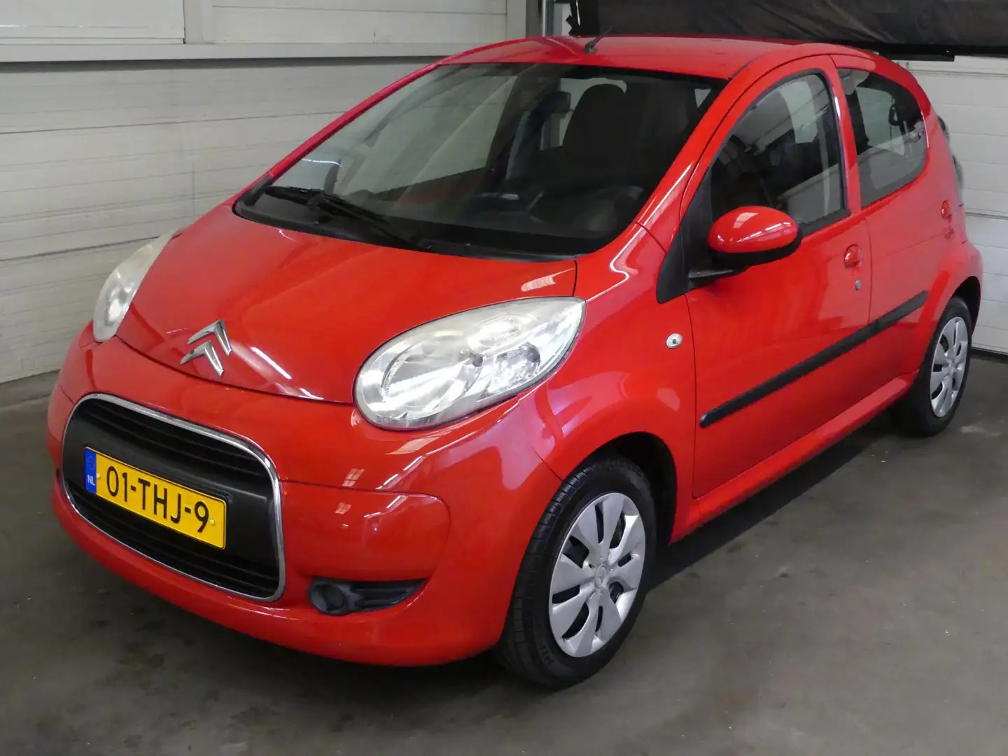 Citroen C1 1.0-12V Ambiance - Automaat - 5deurs Rood - 1