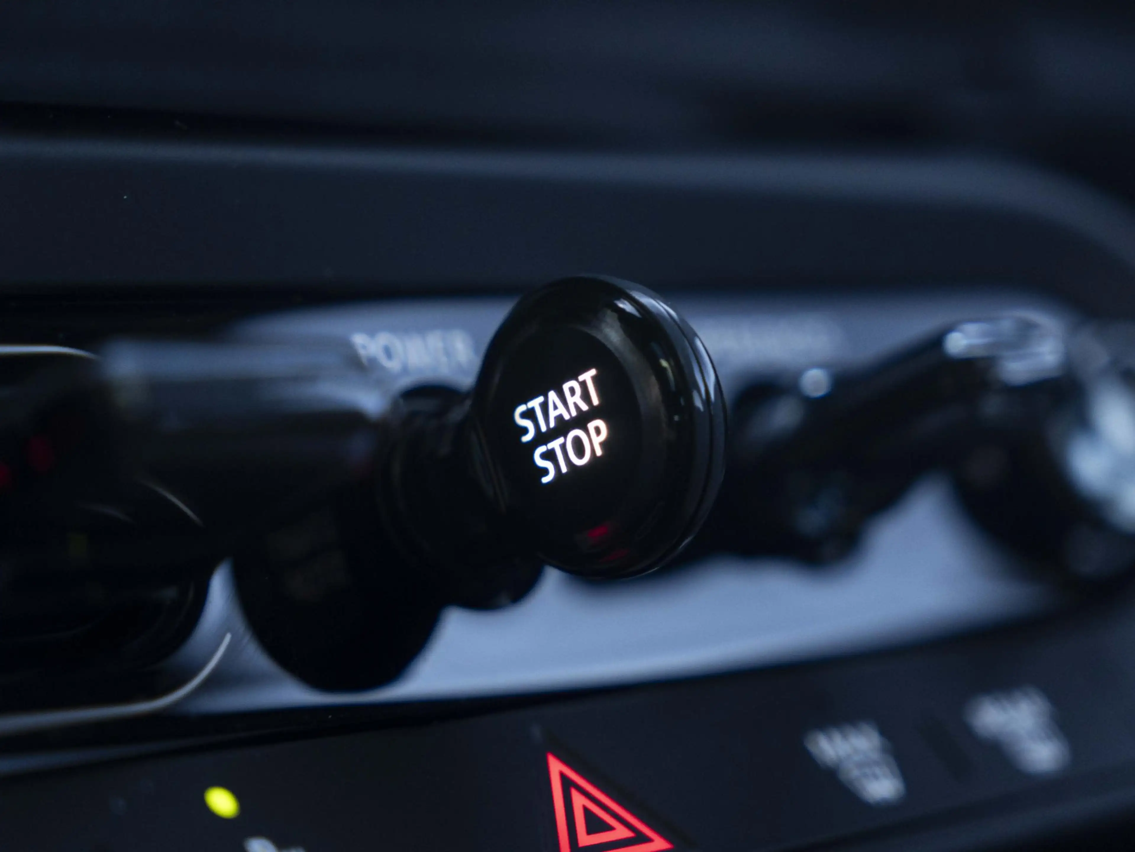 MINI Aceman E JCW John Cooper Works L-pakket | 19" JCW Strive — photo 14