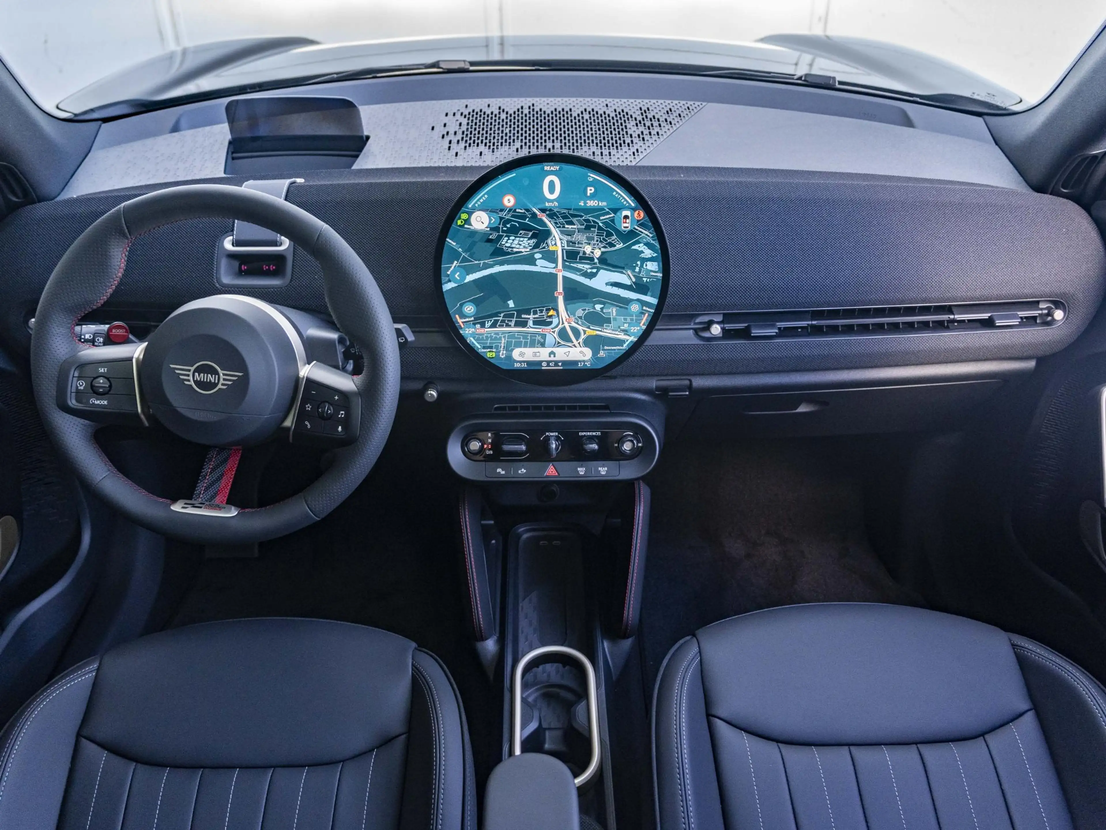 MINI Aceman E JCW John Cooper Works L-pakket | 19" JCW Strive — photo 3