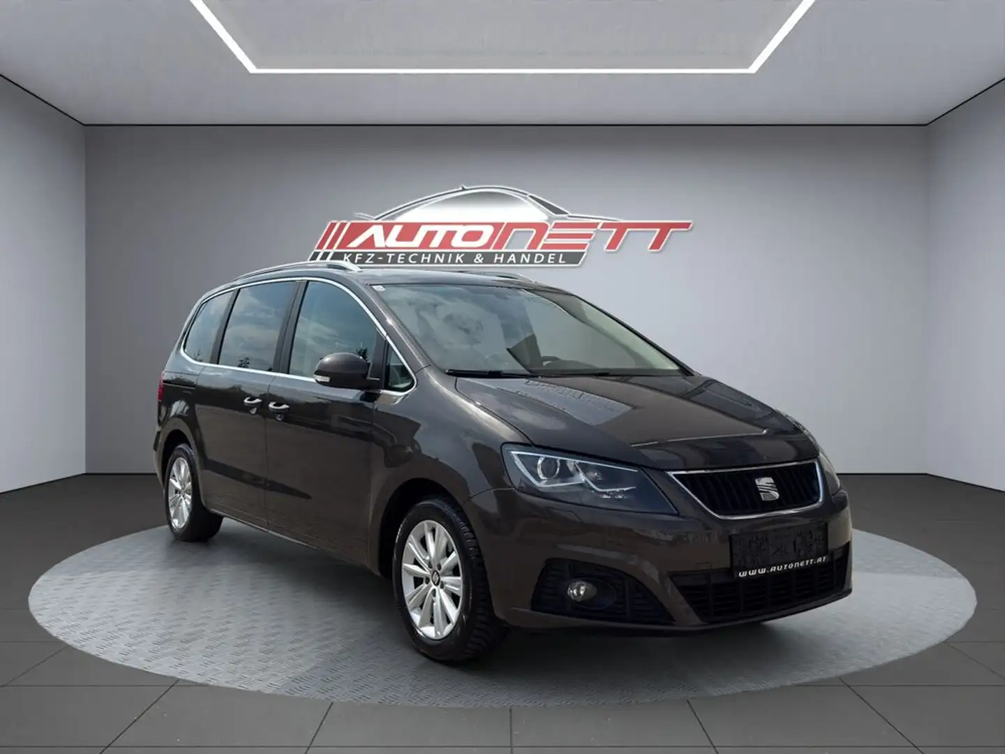SEAT Alhambra Style Braun - 1