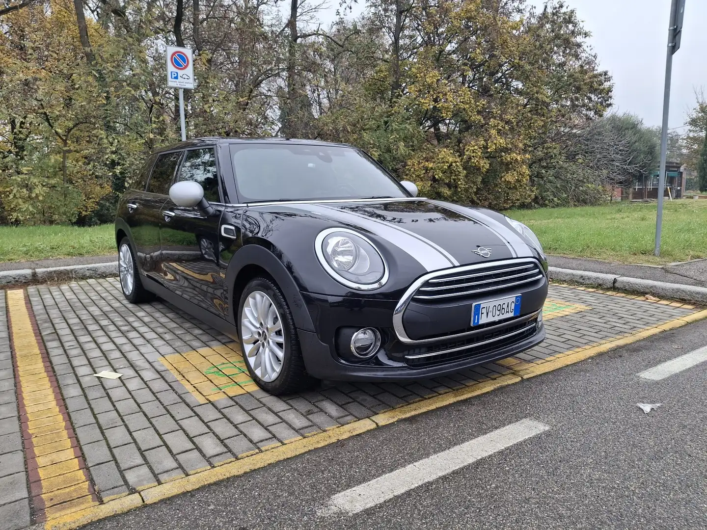 MINI One D Clubman 1.5 Business auto my18 NEOPATENTATI - 1
