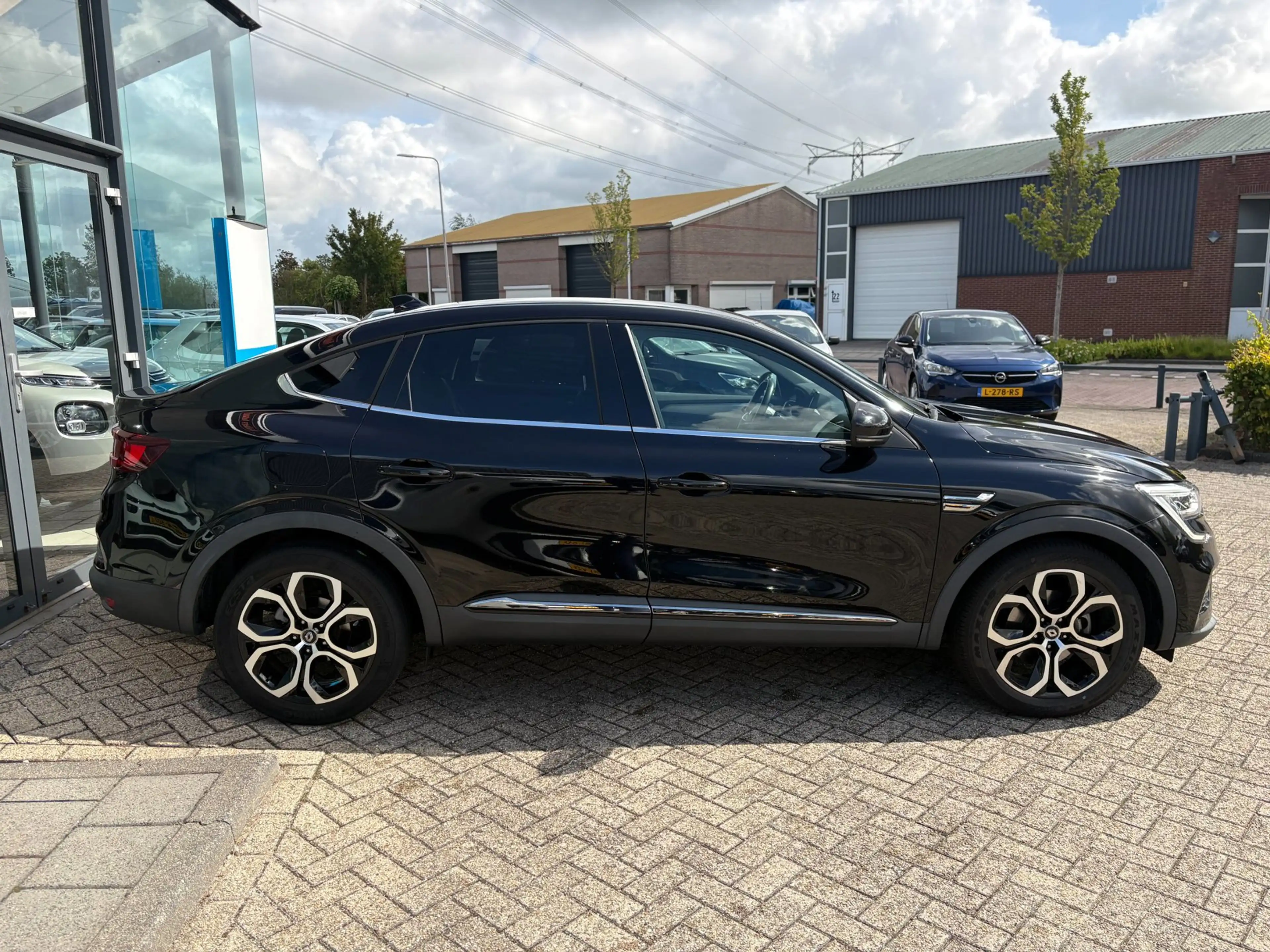 Renault Arkana 1.6 E-Tech Hybrid 145 Intens — photo 5