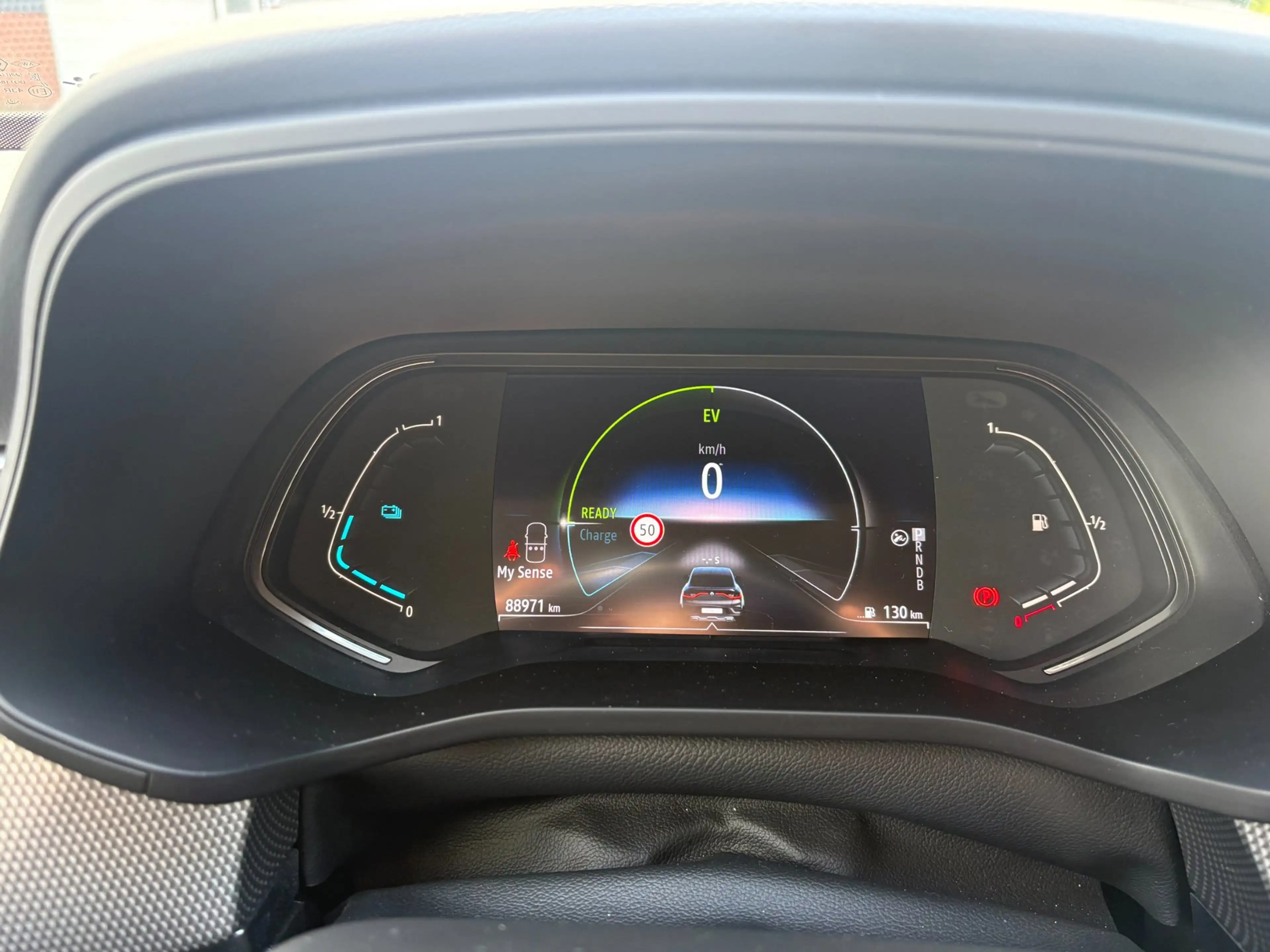 Renault Arkana 1.6 E-Tech Hybrid 145 Intens — photo 15