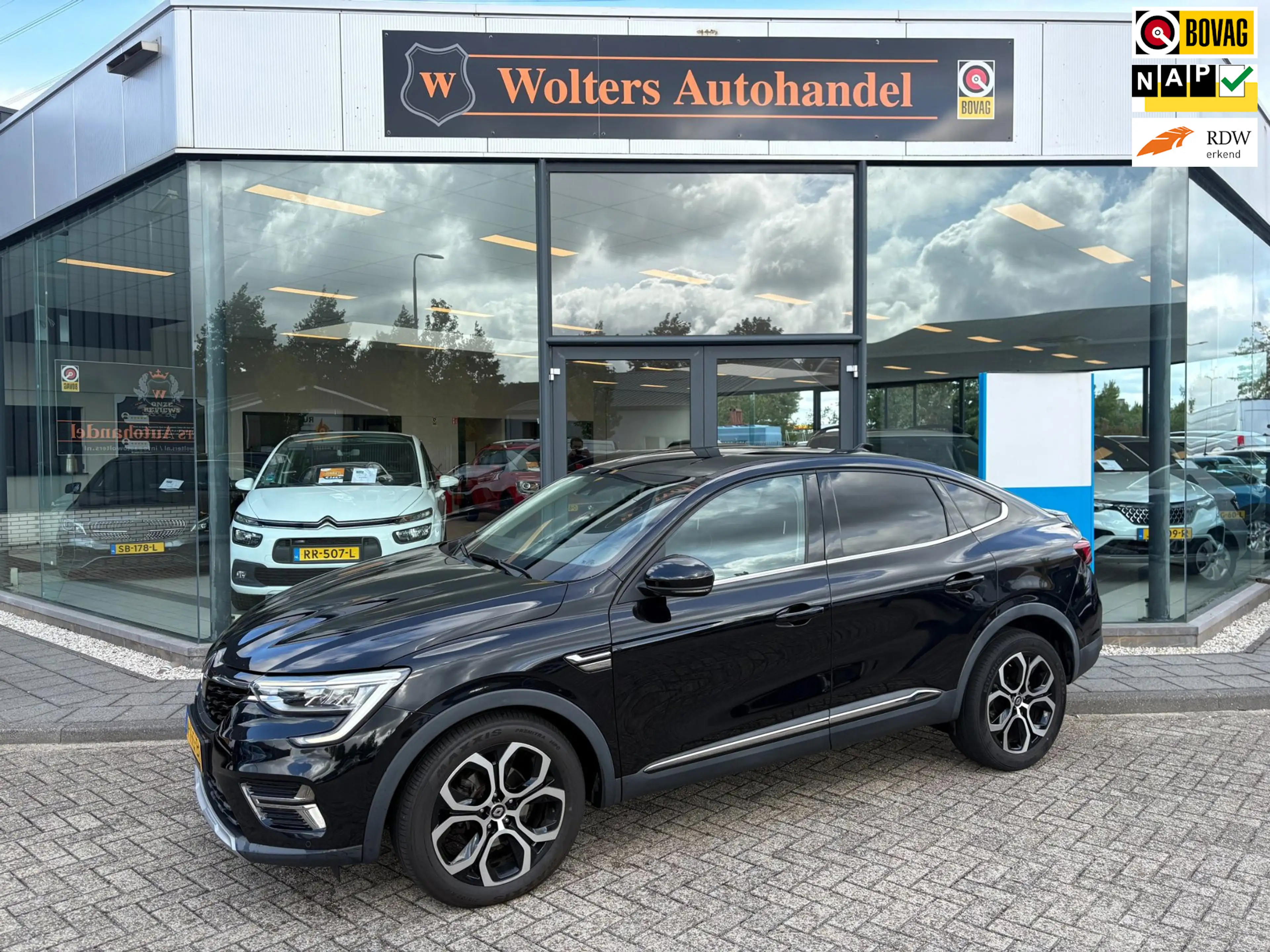 Renault Arkana 1.6 E-Tech Hybrid 145 Intens