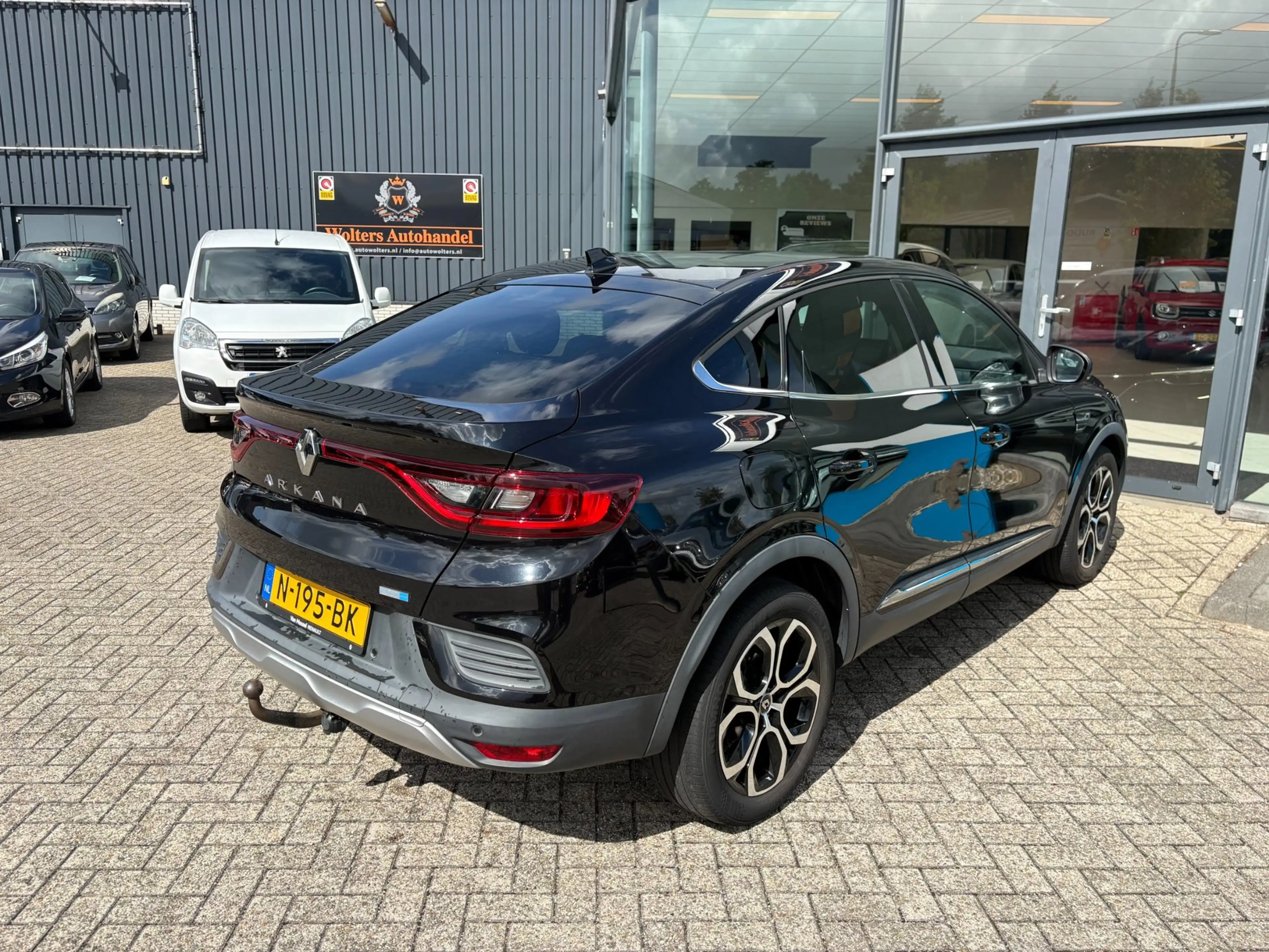 Renault Arkana 1.6 E-Tech Hybrid 145 Intens — photo 9