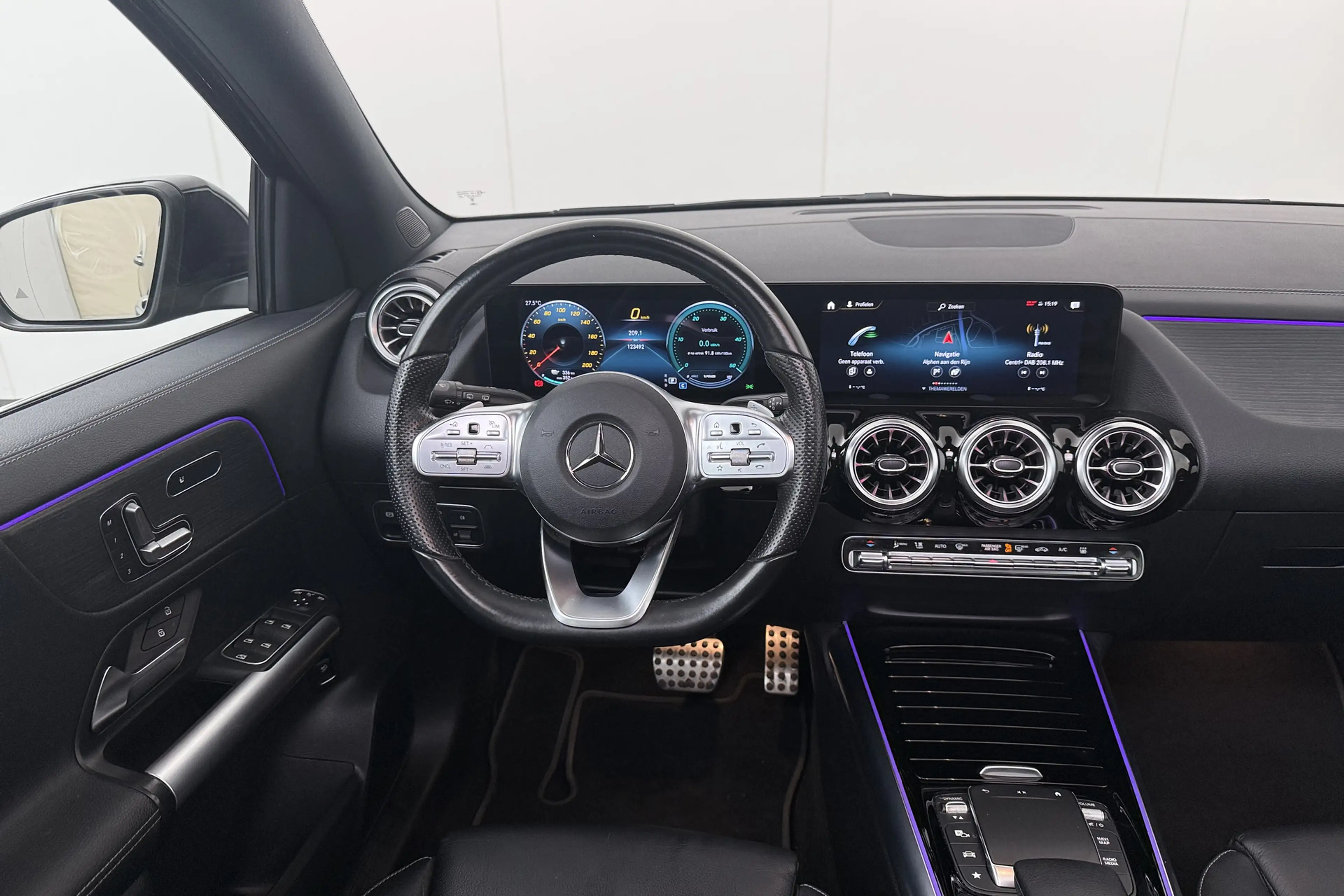 Mercedes-Benz EQA 250 AMG 67 kWh Pano-dak Leder Camera 19'LMV Memory   2 — photo 10