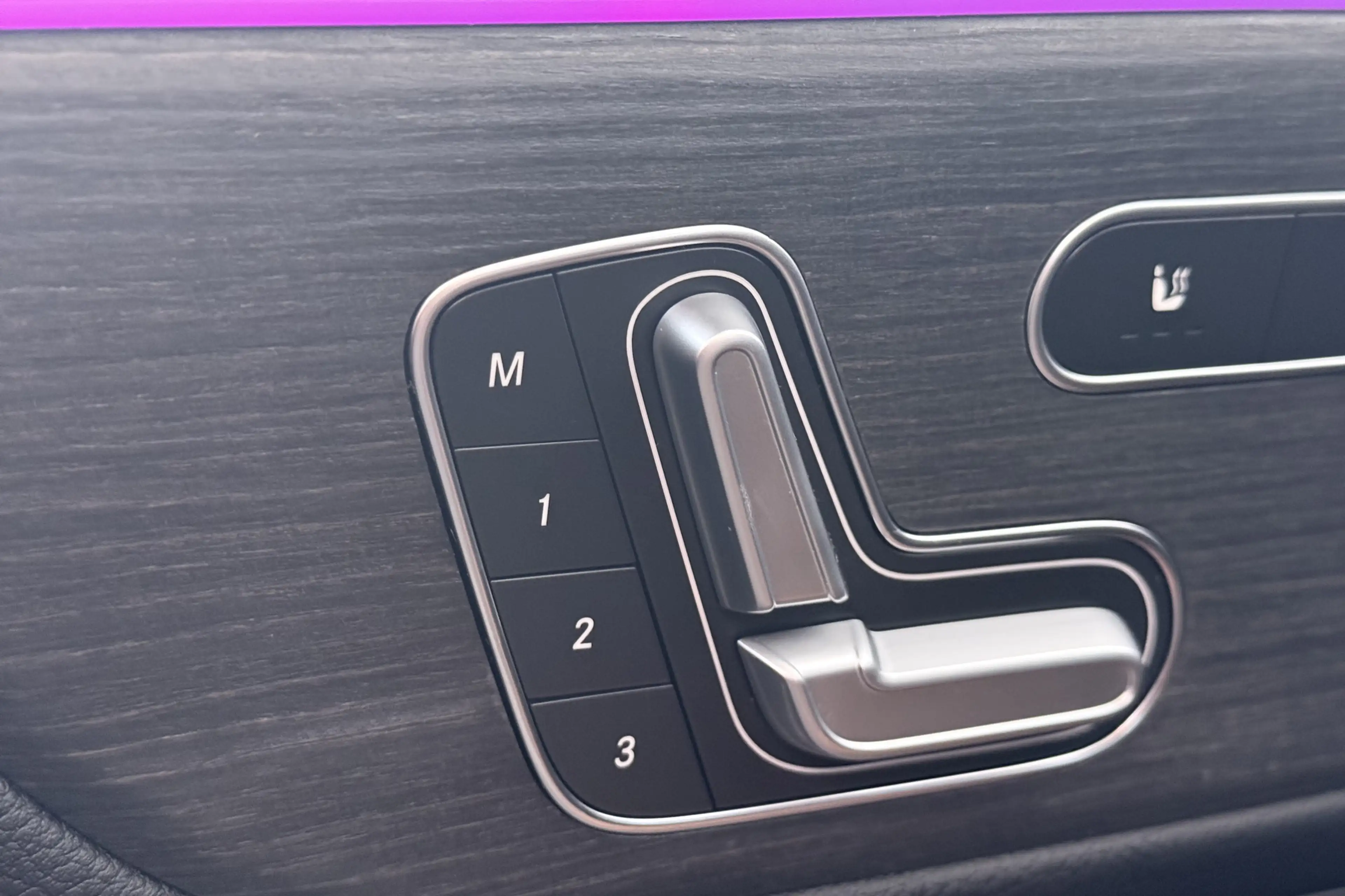 Mercedes-Benz EQA 250 AMG 67 kWh Pano-dak Leder Camera 19'LMV Memory   2 — photo 20