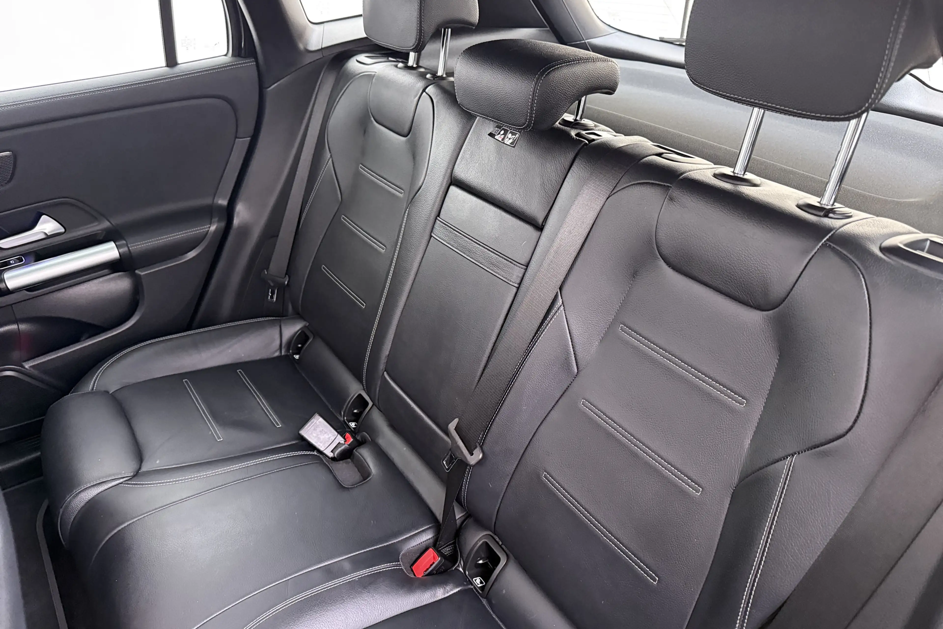 Mercedes-Benz EQA 250 AMG 67 kWh Pano-dak Leder Camera 19'LMV Memory   2 — photo 13